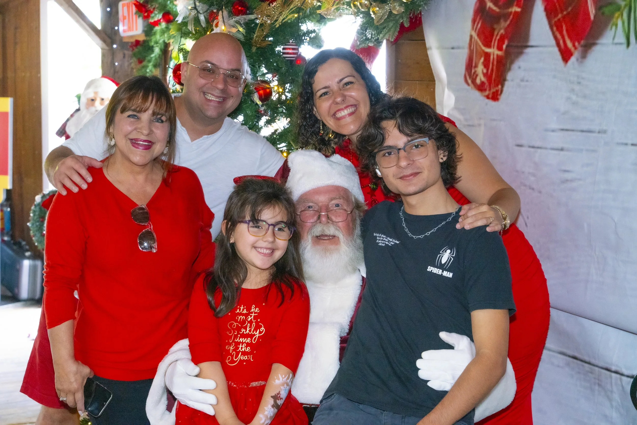 Chasin A dream Santa218 WEB .jpg