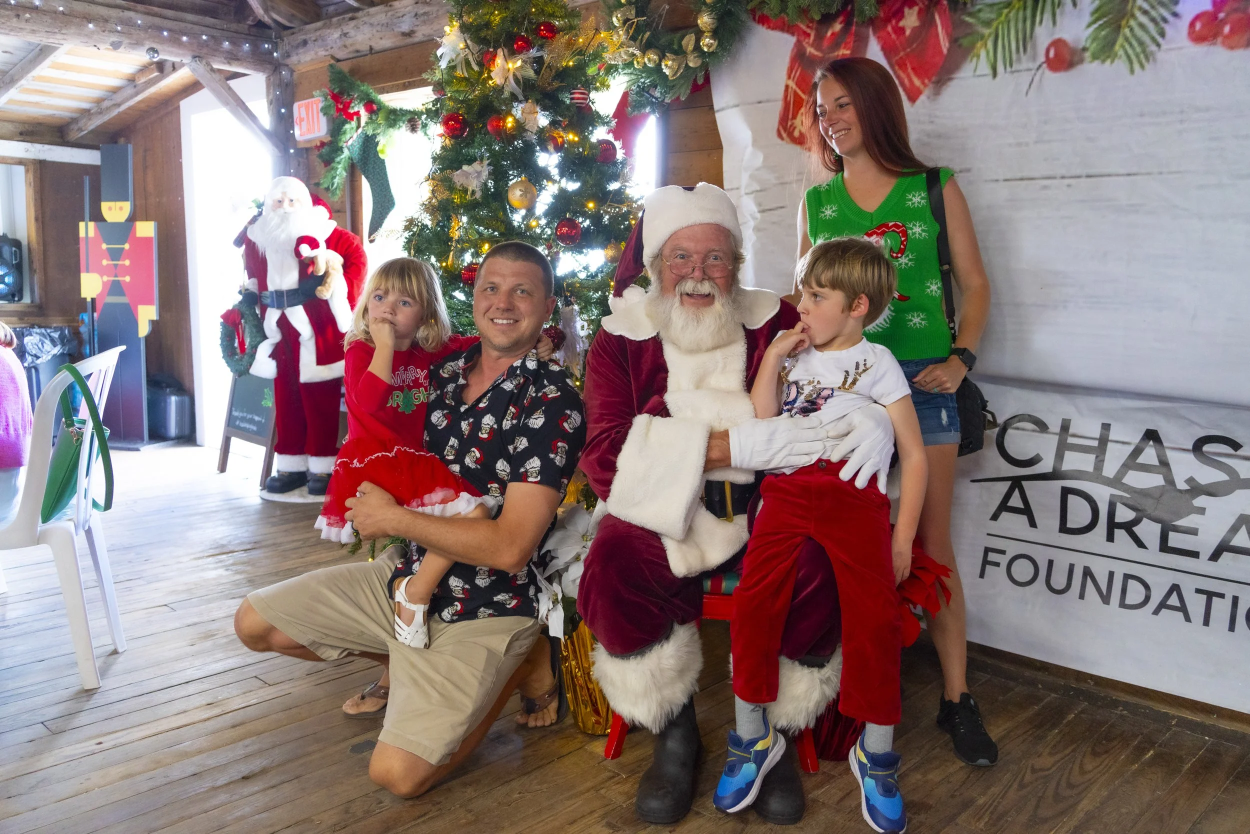 Chasin A dream Santa419 WEB .jpg