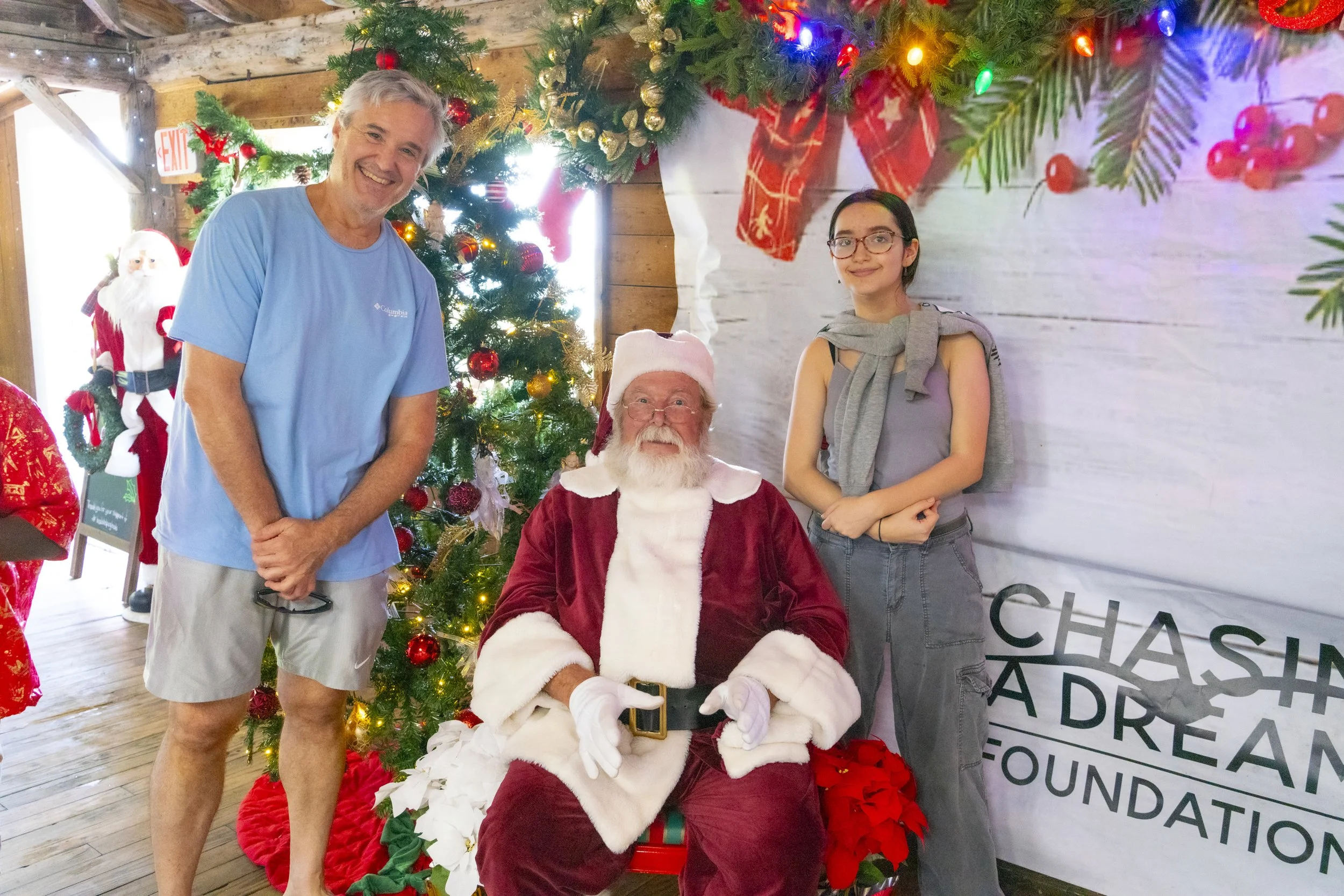 Chasin A dream Santa369 WEB .jpg