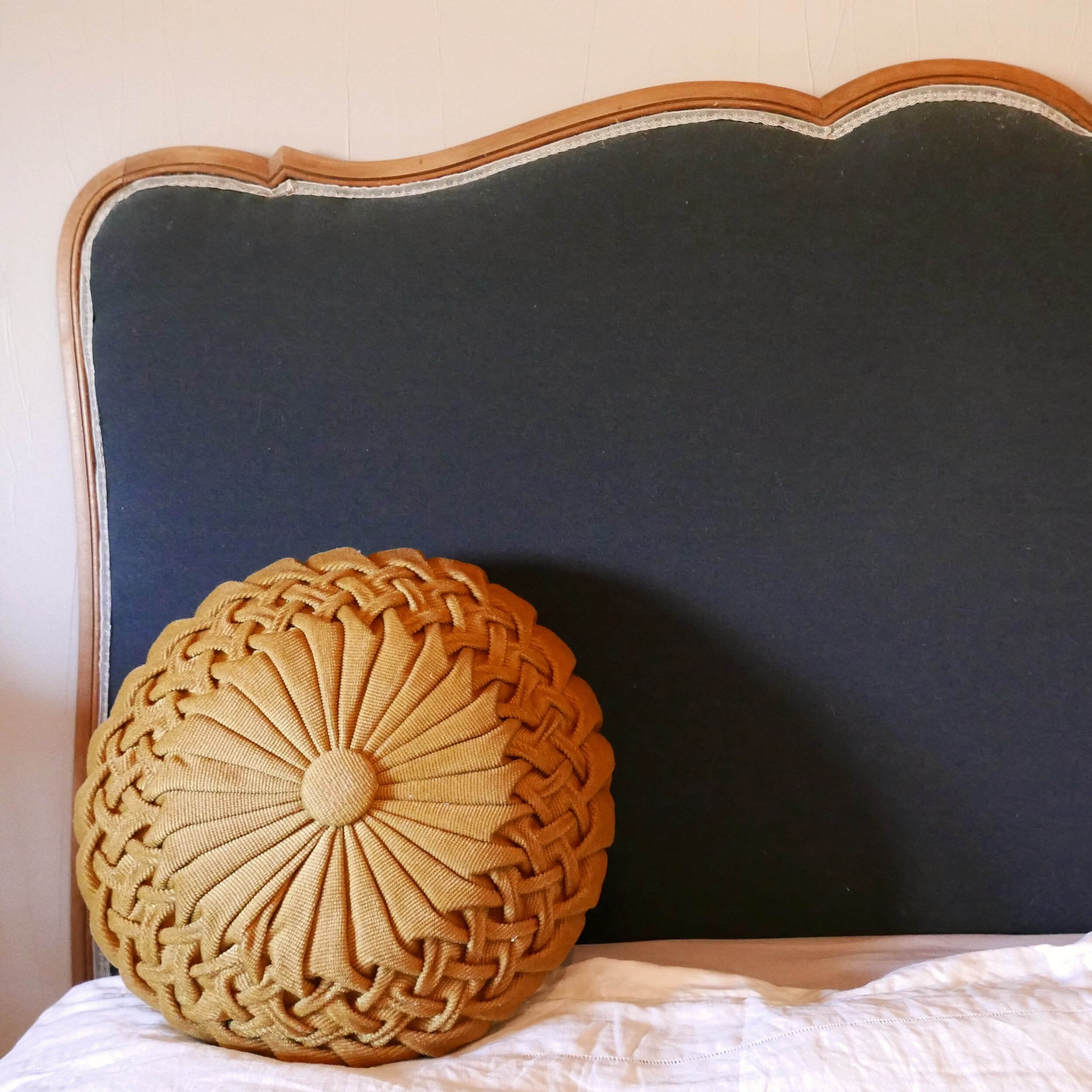 COUSSIN ROND VINTAGE - VELOUR OCRE