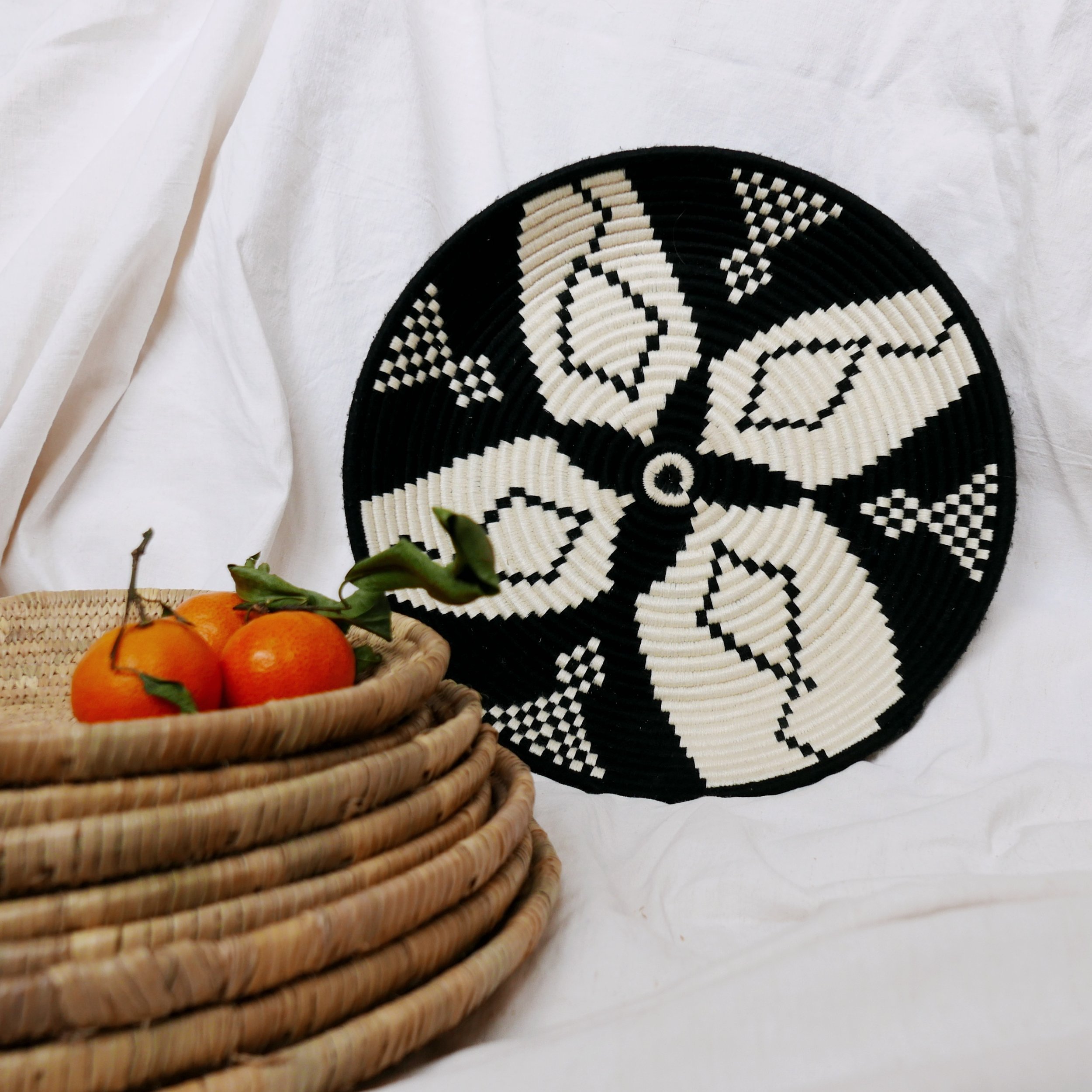 PANIER BERBERE OSIER - PALMIER ECRU NOIR