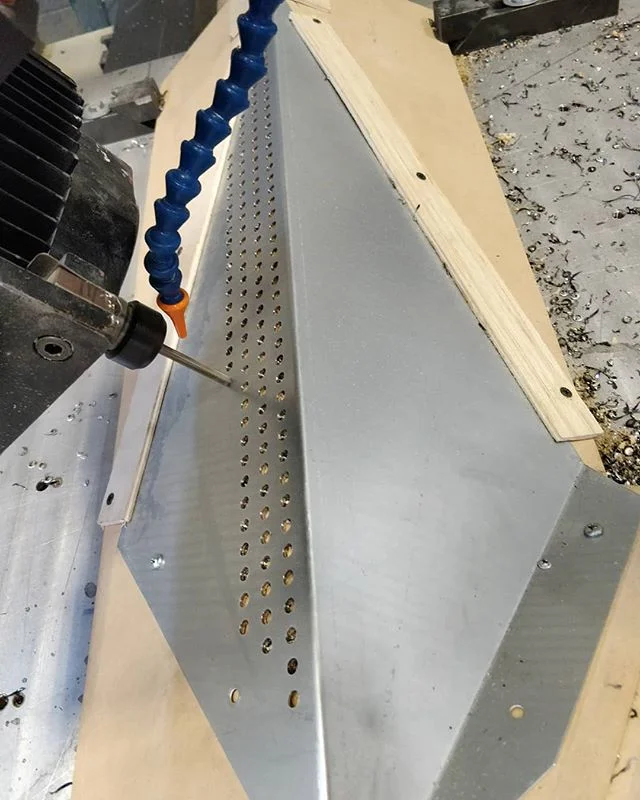 Getting our 5axis drilling game on today.
#somanyholes
#CNC #5axis #machining #manufacturing #architectural #landscapedesign #eventlighting #madeinmaine #madeinusa