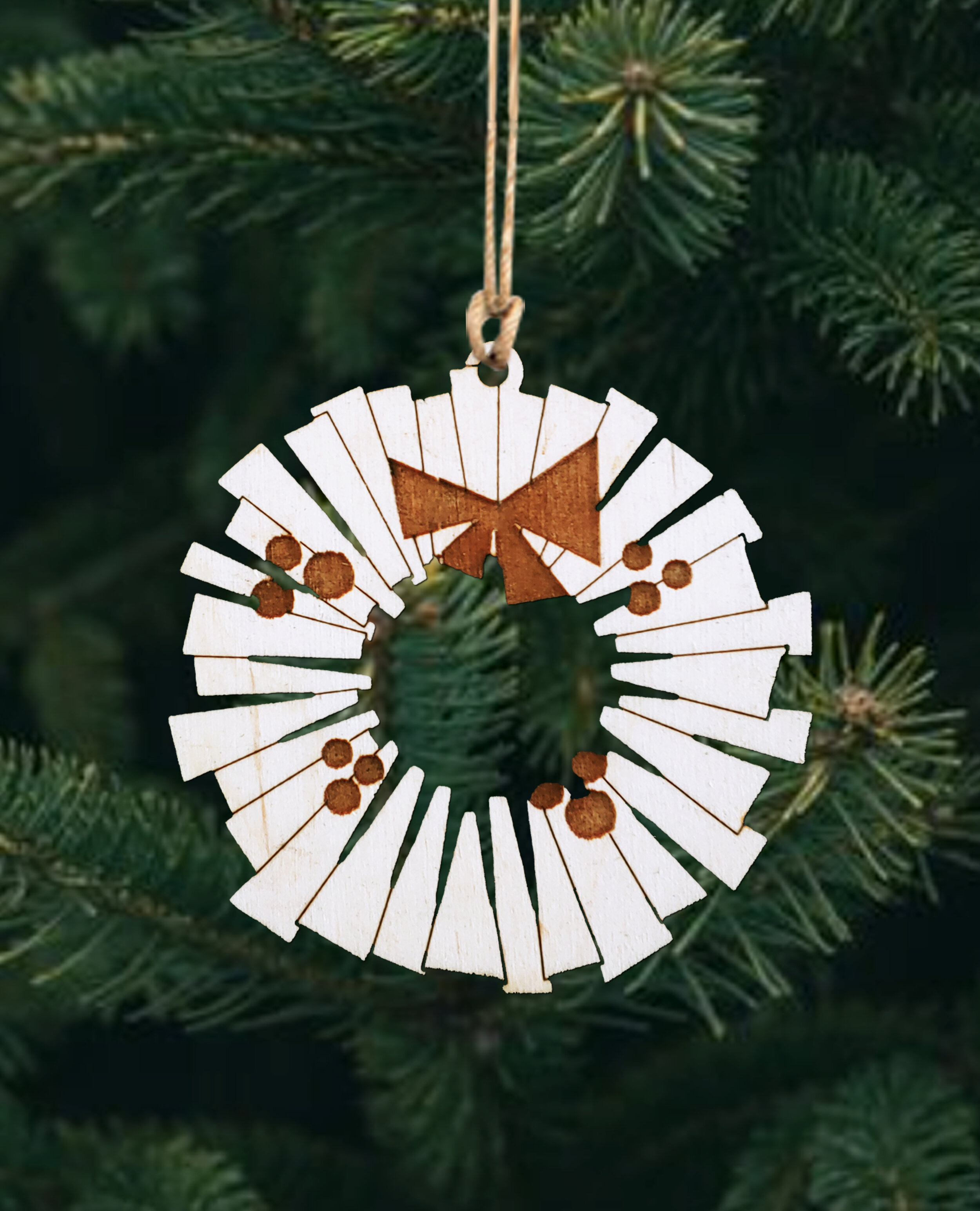 Wholesale + Mod Wreath - Grinch Style (Quantity of 15)