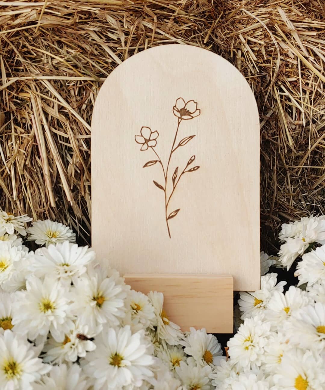 Wholesale + Floral Sprig Standing Sign (Quantity of 6)