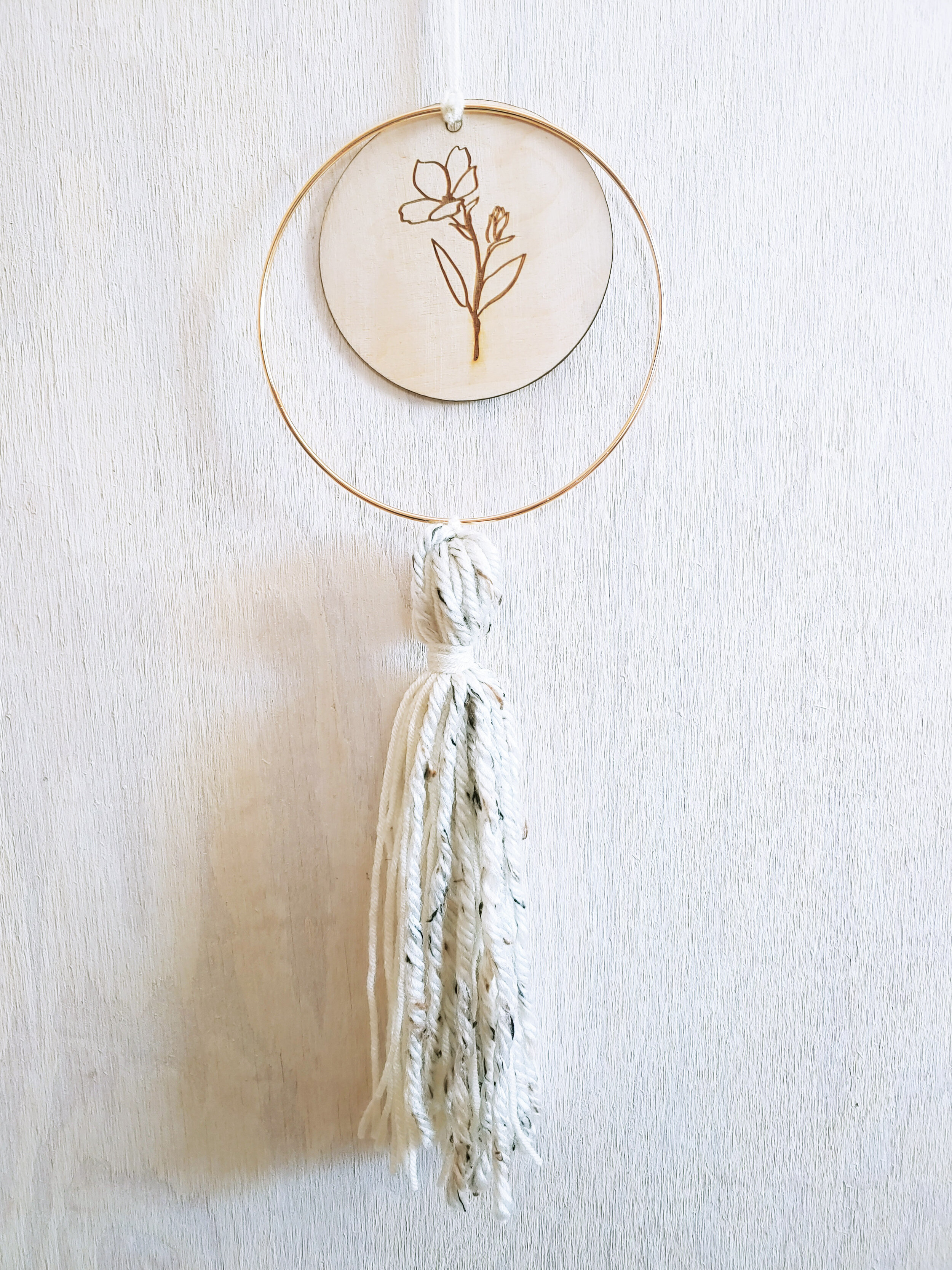 Wholesale + Large Wildflower Pendant Tassel Wall Hanging (Quantity of 5)