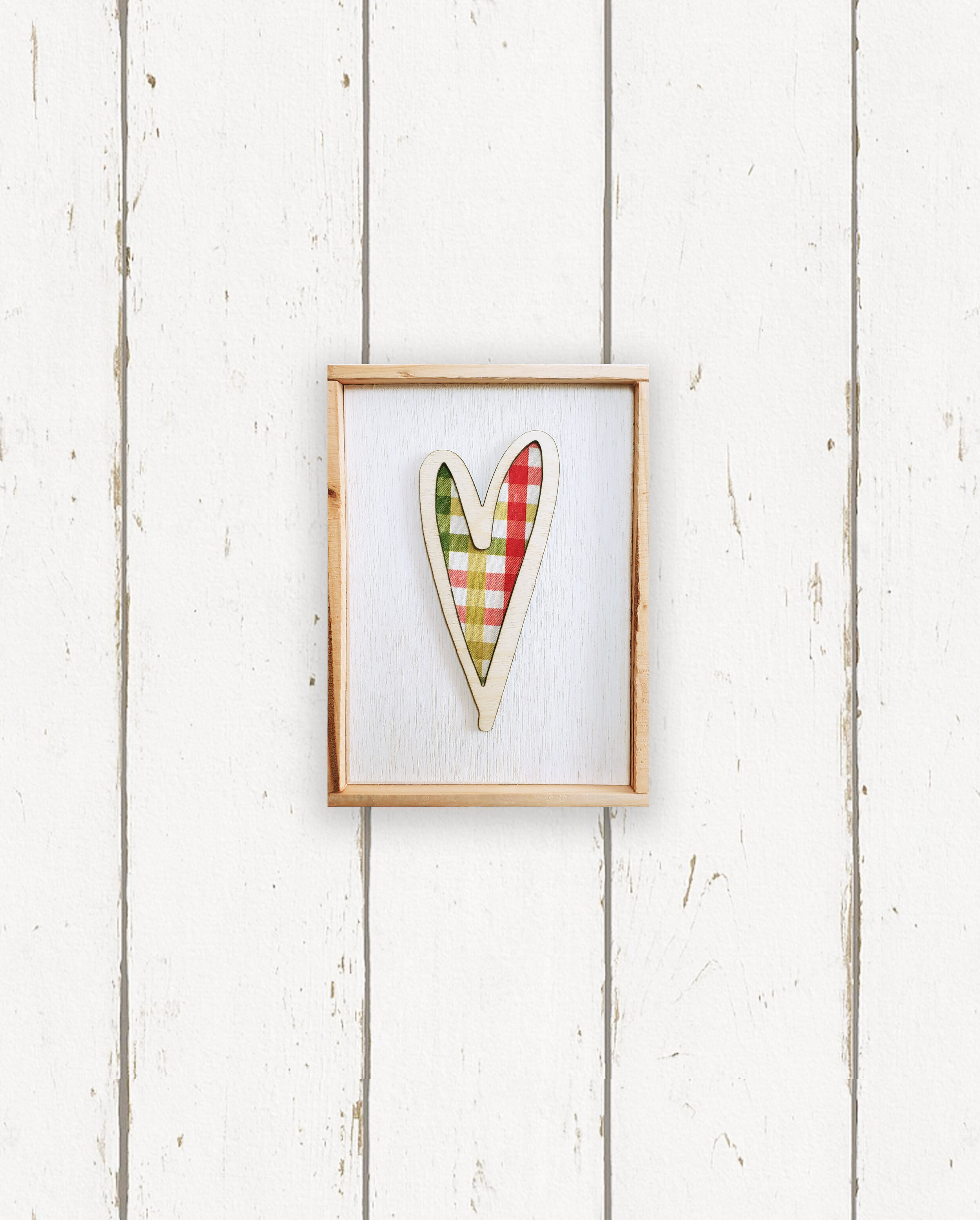 Wholesale + Standing Heart Sign + Plaid (Quantity of 6)
