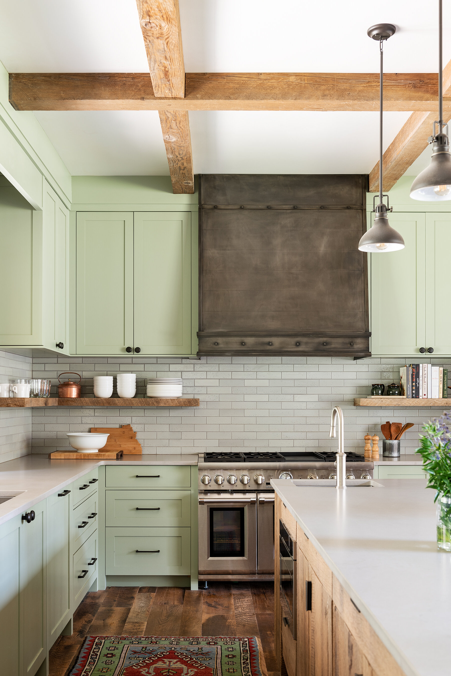 Green kitchen design