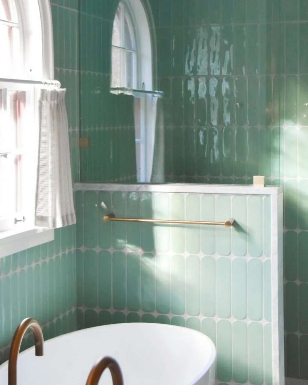 Looking back through the archives and had to share this beautiful space designed by @envidesign in 2023. 

This project is a prime example of just how much patterned, colorful or textured tiles can transform a space.