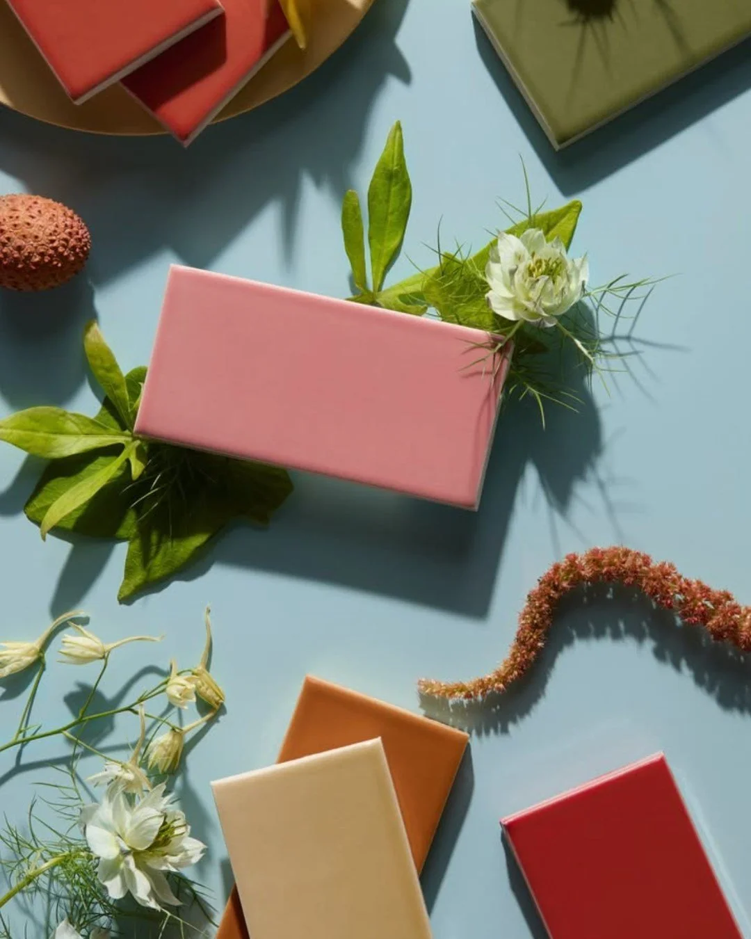 Airy florals, lush greens, and soft sunshine.

We&rsquo;re craving color again.