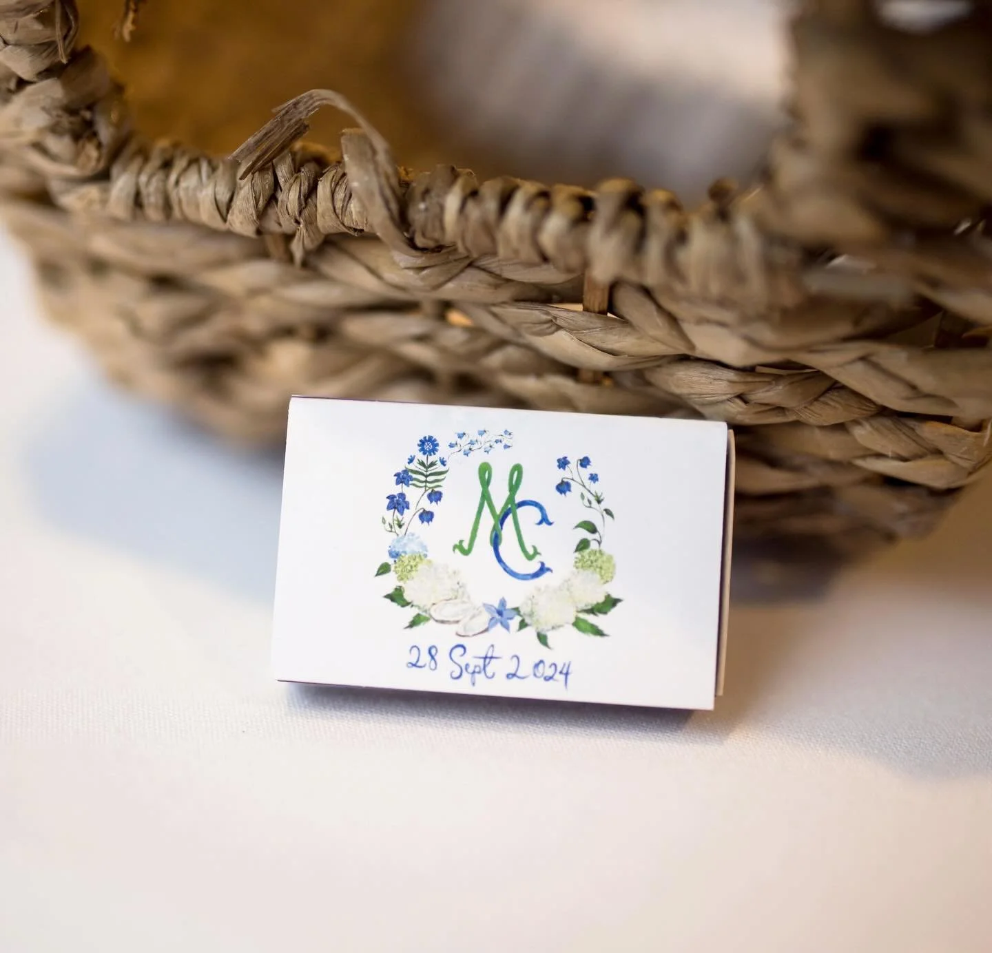 Form 🤝🏼 function ~ custom matchbooks are the ultimate wedding takeaway: a piece of bespoke art that actually serves a purpose 🕯️