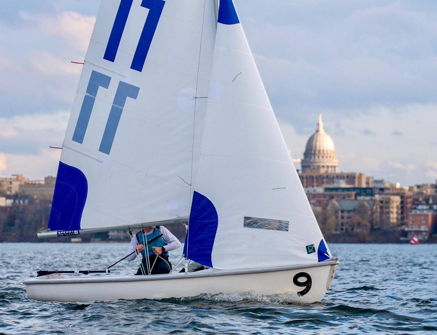 New FJ sails by @quantumsails looking reallllll nice