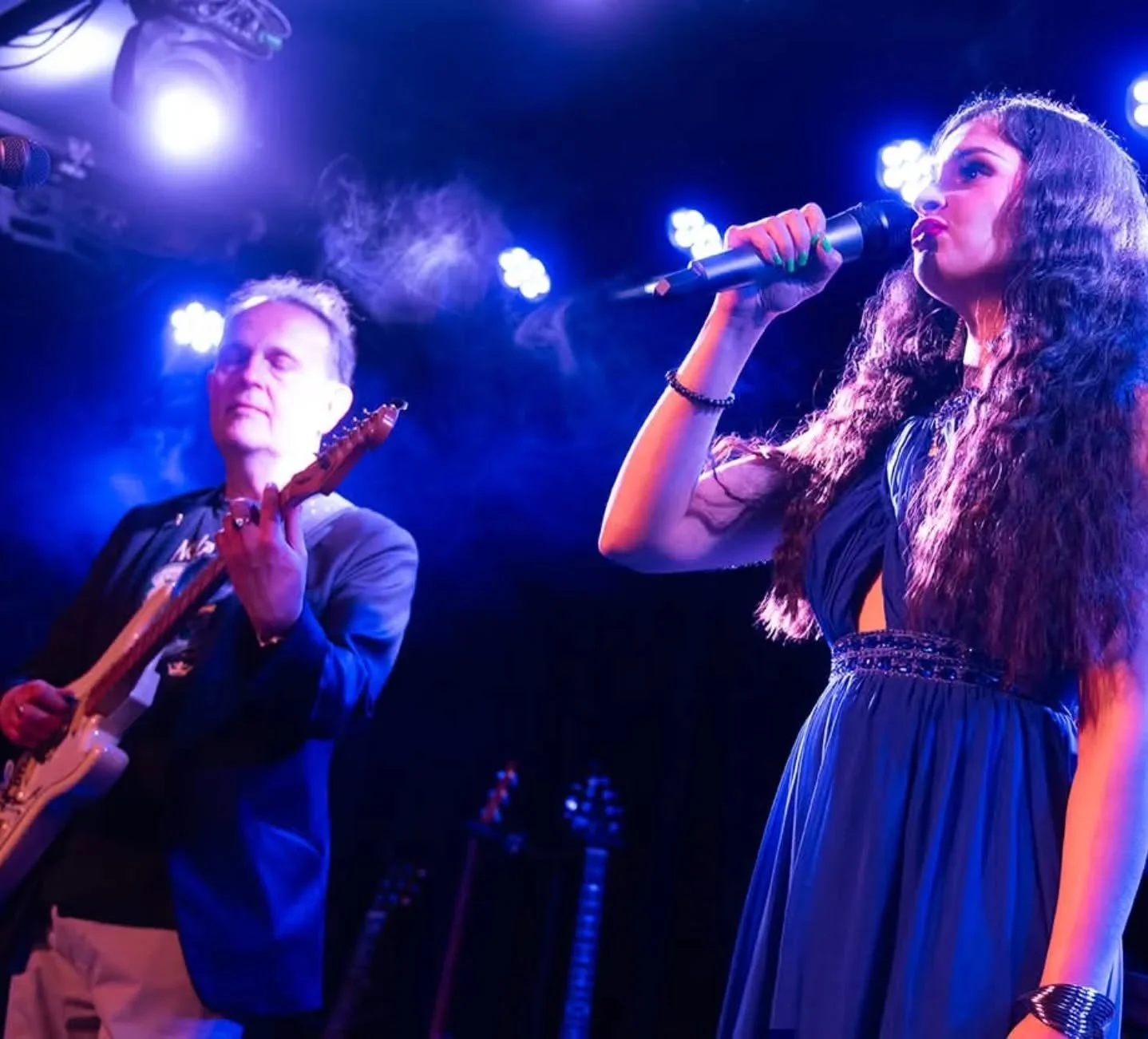 📸 I adore these photos taken by John McKenzie at the @grand_order_of_water_rats album launch! 📀
