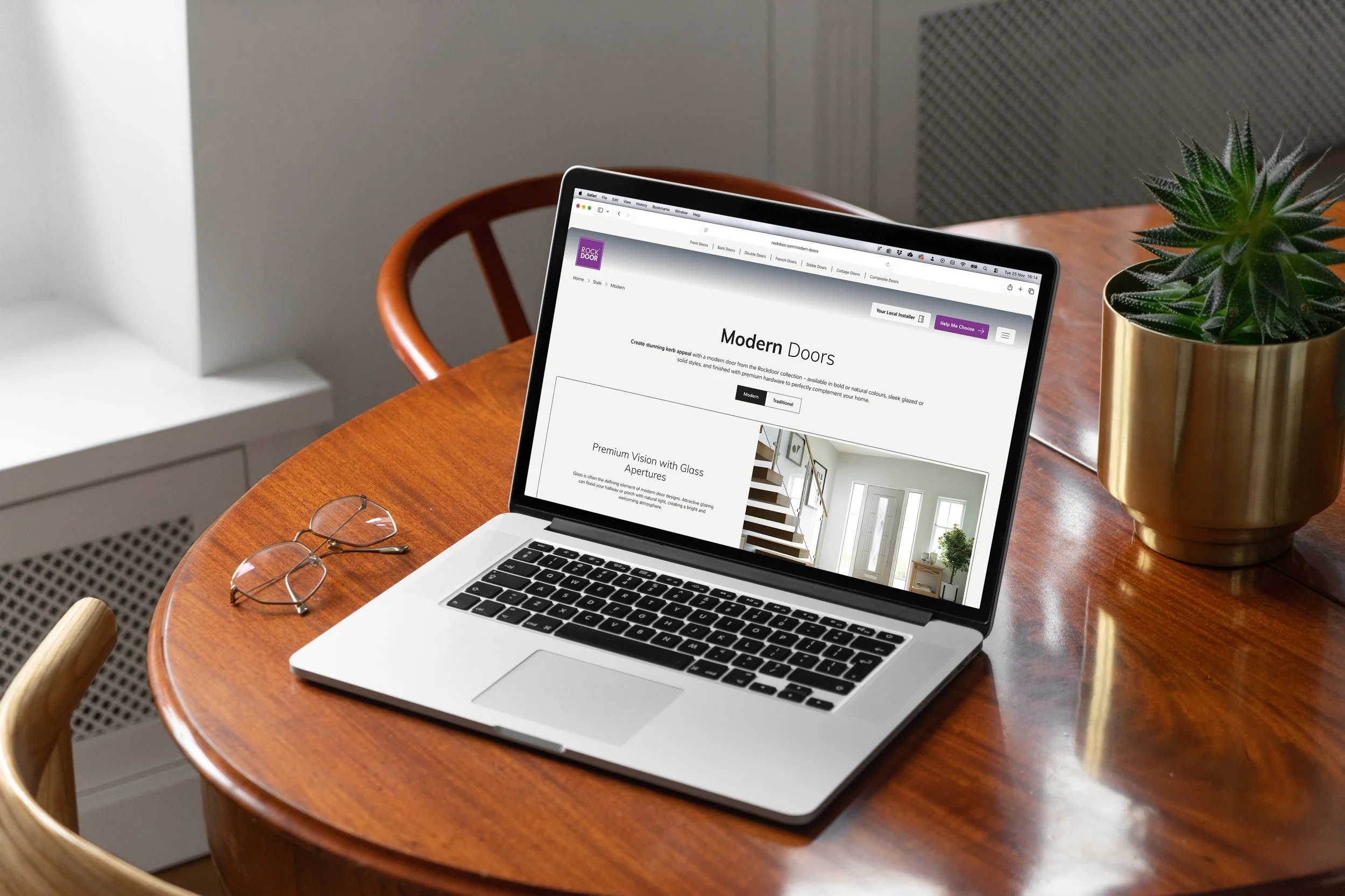 Rockdoor-MacBook Pro Mockup.jpg