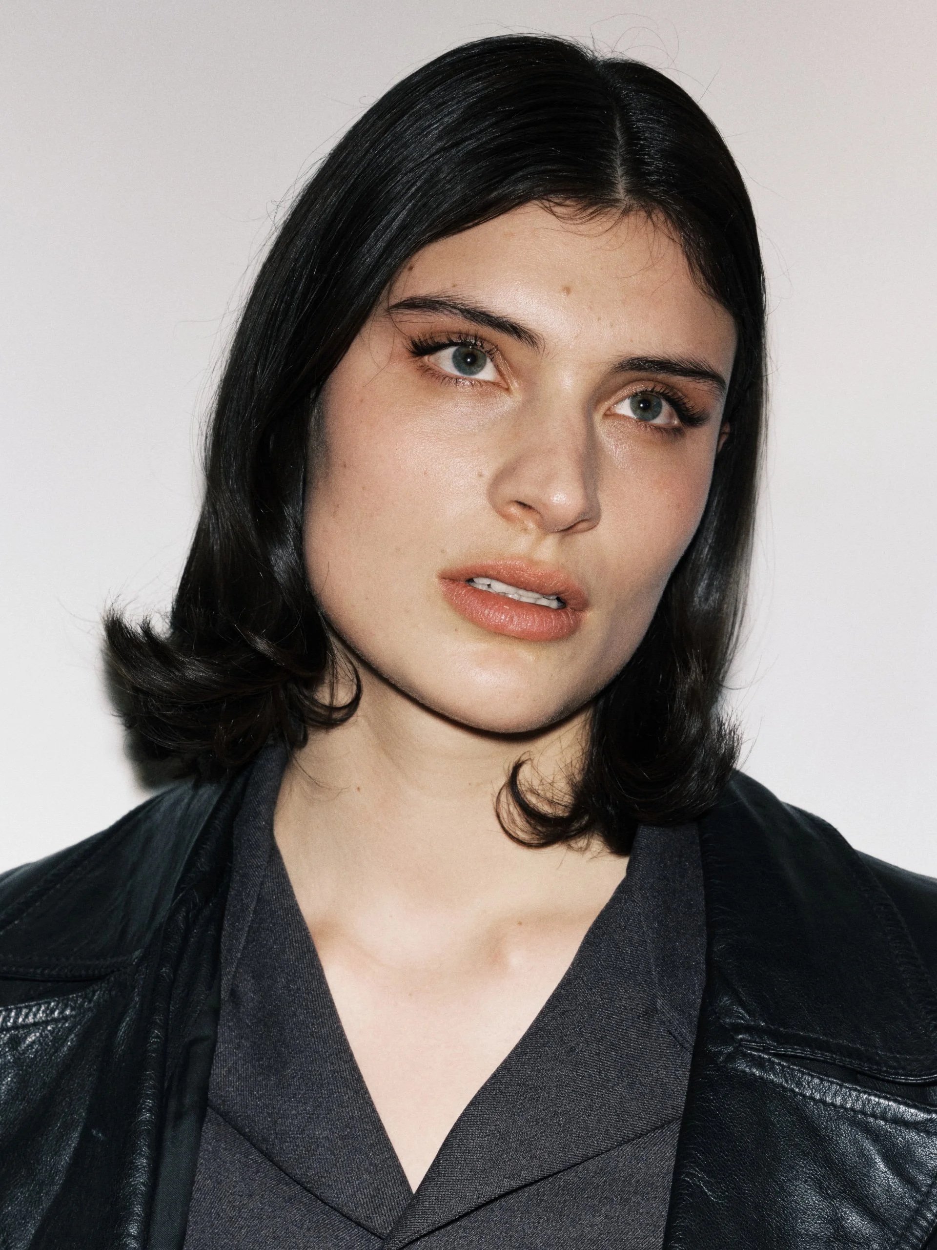  makeup &amp; hair for VEIN AGENCY 