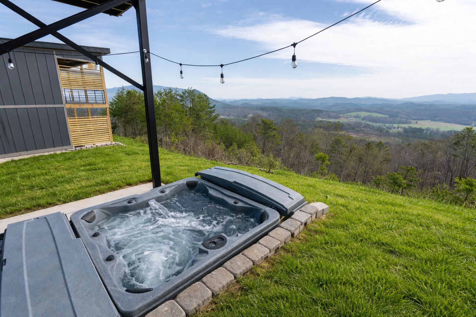 Cabin5_HotTub_2.png