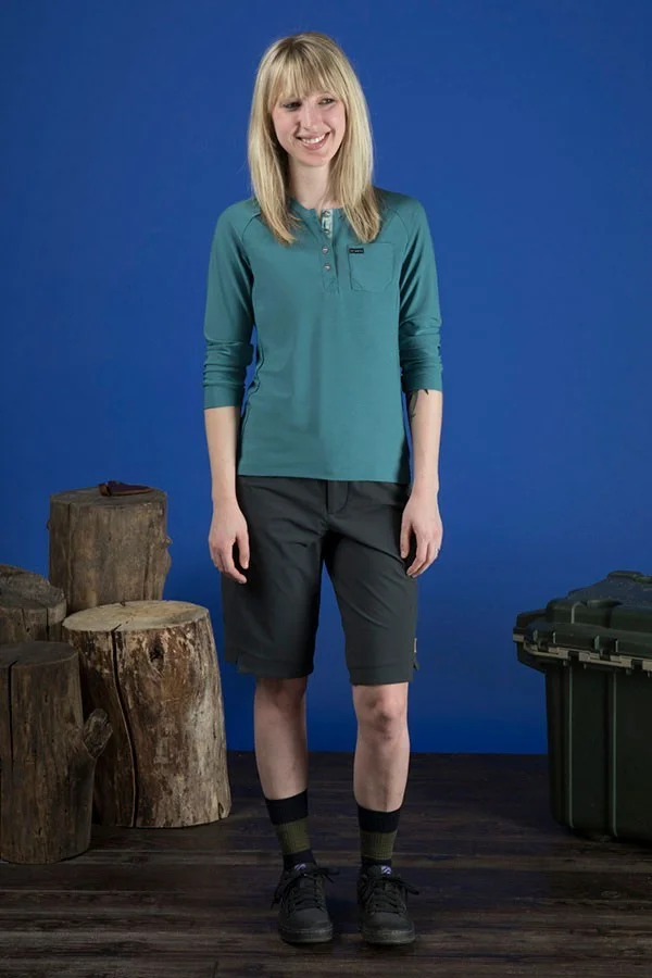 20180328_KTL_WM_Overshort_Black_27925_001_72dpi.jpg