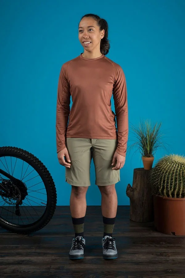 20180327_KTL_WM_Lightweight_Overshort_Khaki_27925_001_72dpi.jpg