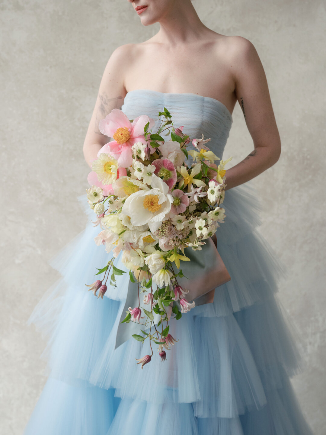 Busy dreaming up the next spring workshop with @ariellachezardesign Very exciting team of people coming together for it!⁣
Photo @corbingurkin 
Bridal stylist @gabriellehurwitz 
Model @thetaylorbagley 
Gown @oscardelarenta
Salon @carinesbridal

#ariel