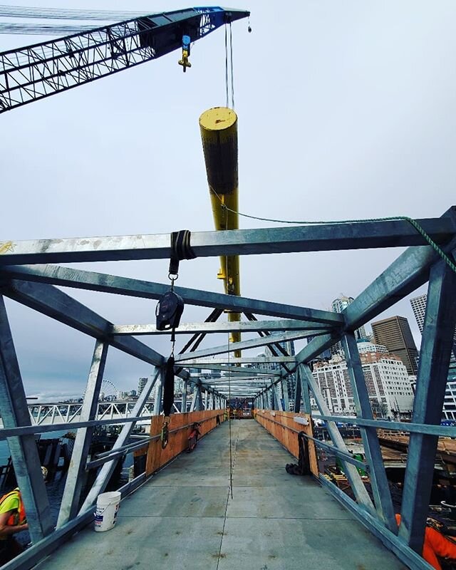 Another day at the office.
One call does it all. 50 ton 120LF HSS Pedestrian Bridge erect/install at Colman Ferry Dock. #welding #aisc #structuralsteel #bridges #steel #ironworkers86 #buildamerica @steelkorr