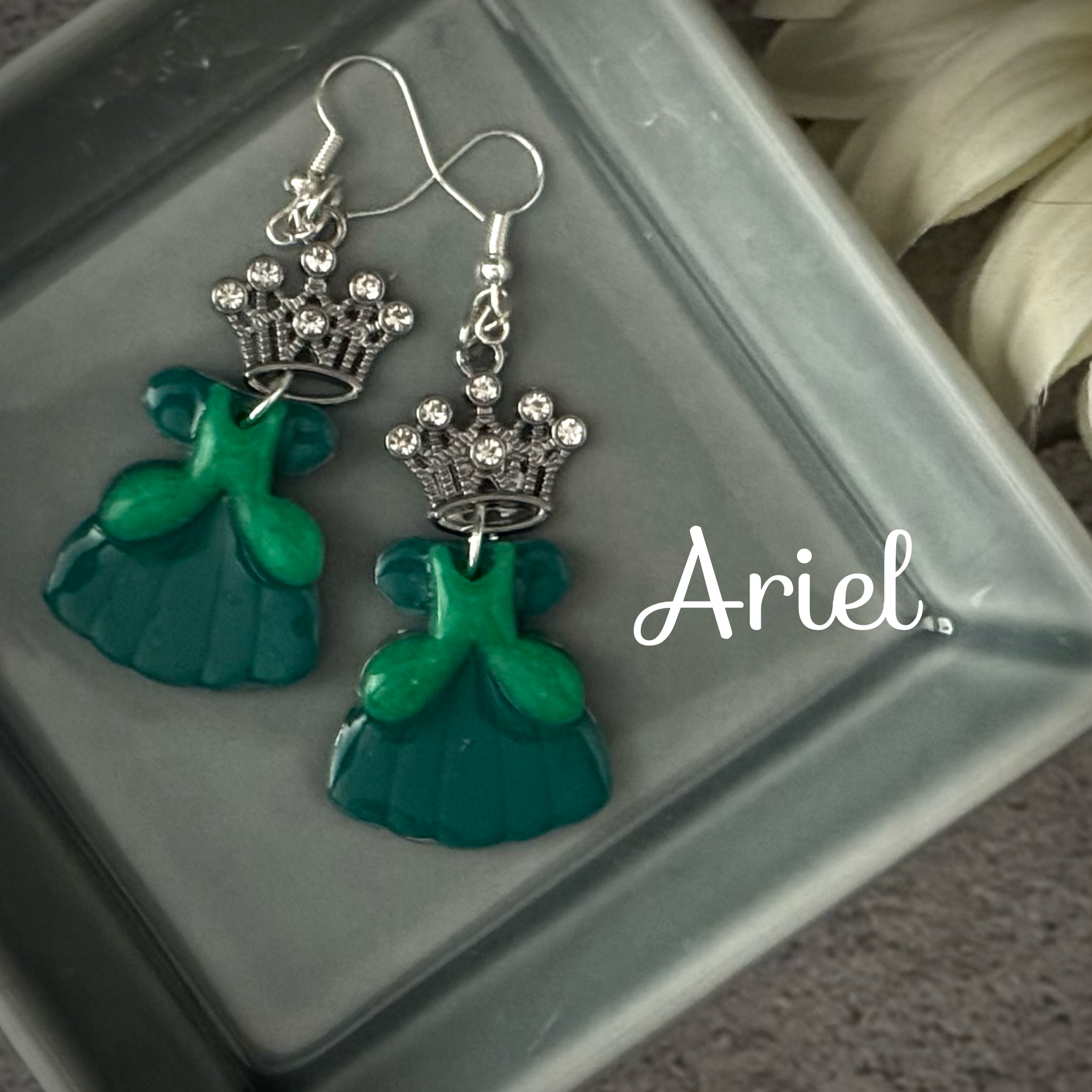 Ariel earrings.PNG