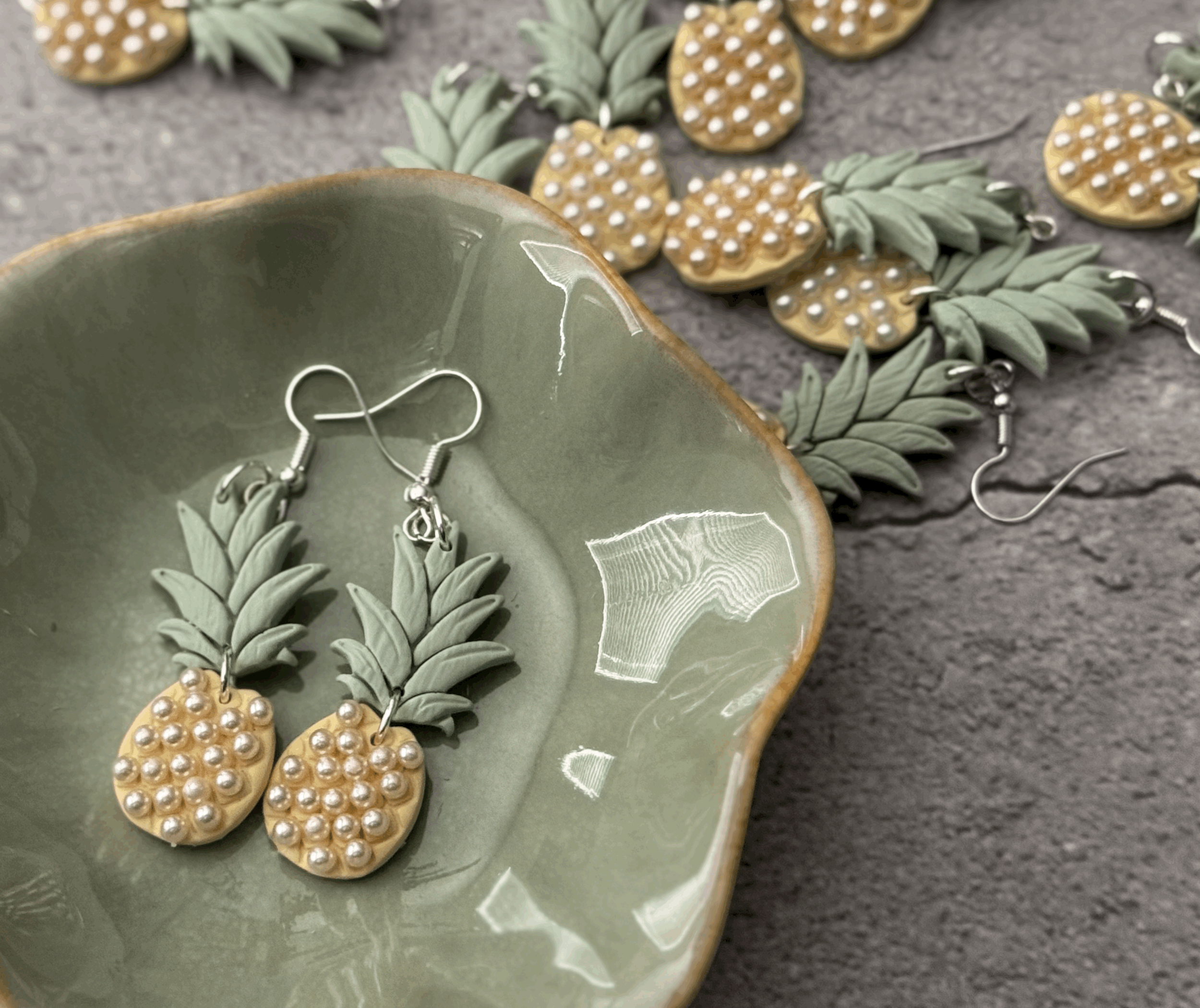 🍍 PINEAPPLE EARRINGS 🍍