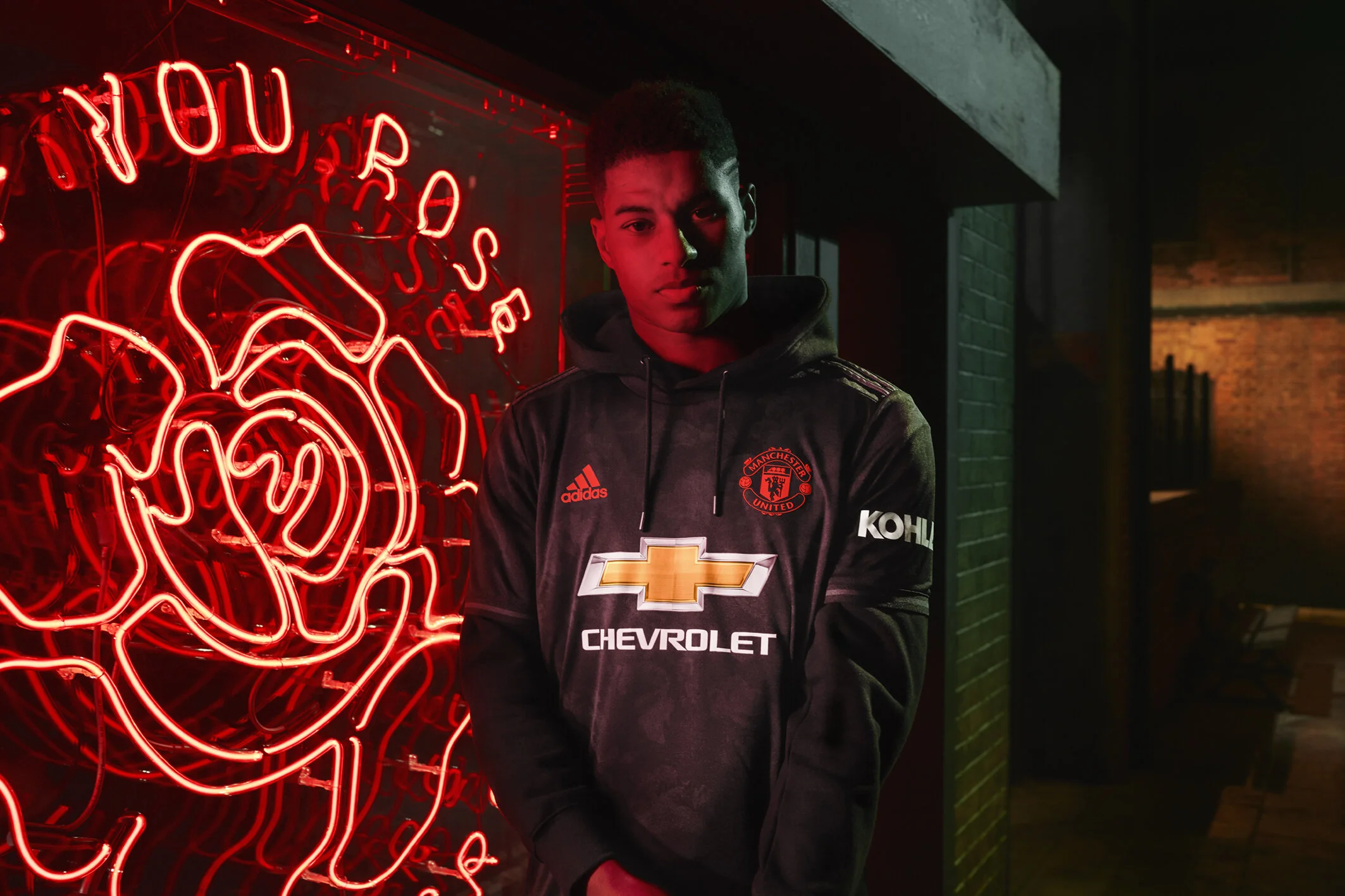 RASHFORD_1903_ADIDAS_MANUTD_THIRD_1968_Pref_Lighting.jpg