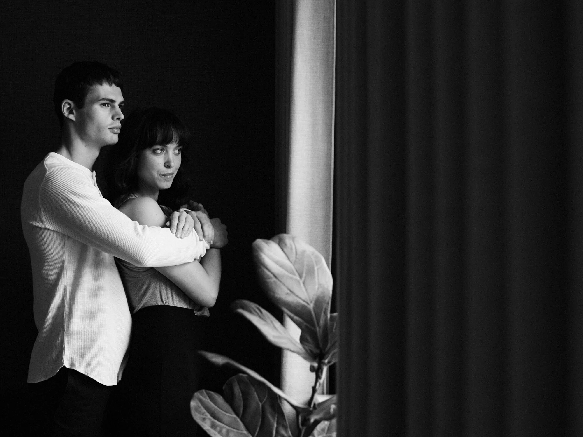 STRATA_2019_02_LOUNGE_COUPLE_1683.jpg