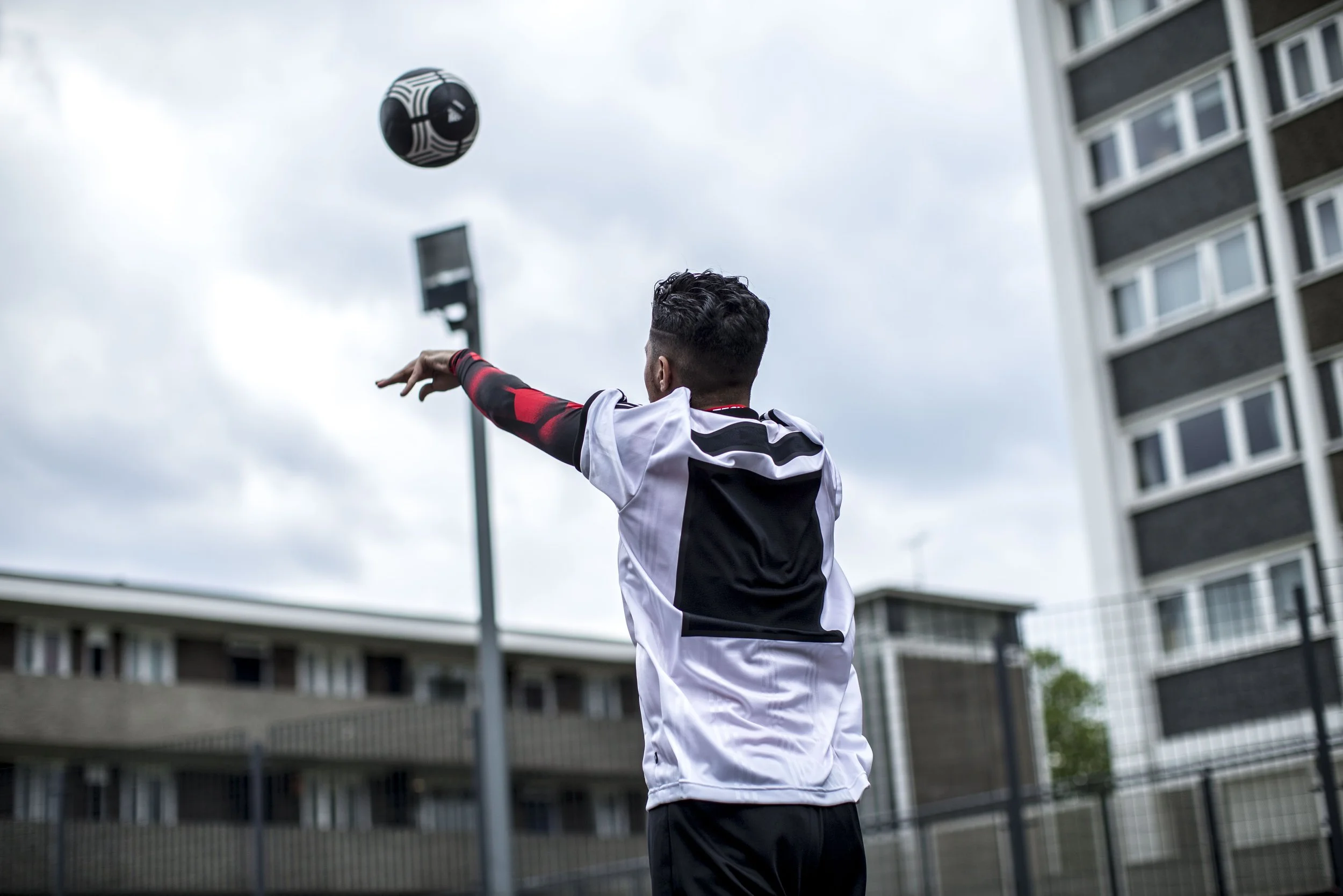 Adidas_Street_Football_Shot_03_Action_1689.jpg