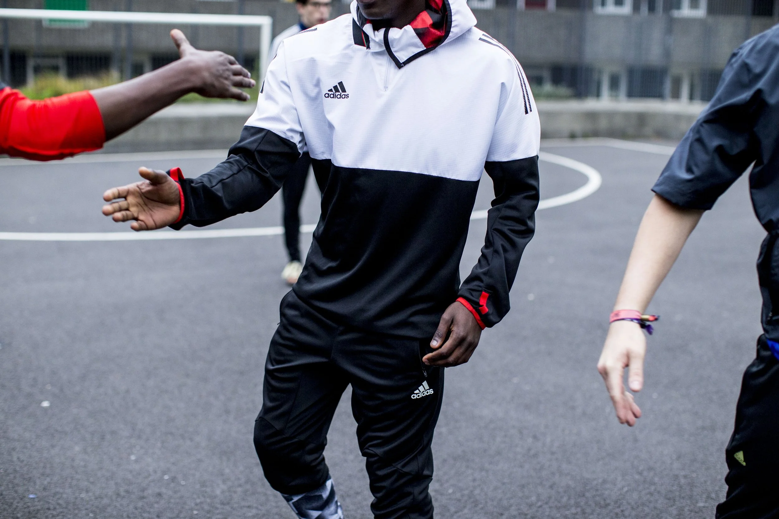 Adidas_Street_Football_Shot_08_Action_1918.jpg