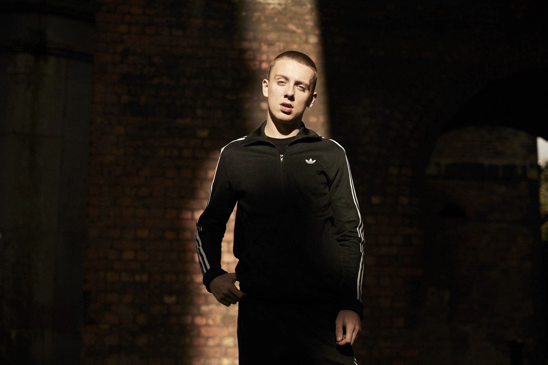 1906_ADIDAS_MANU_AWAY_AITCH_0121.jpg