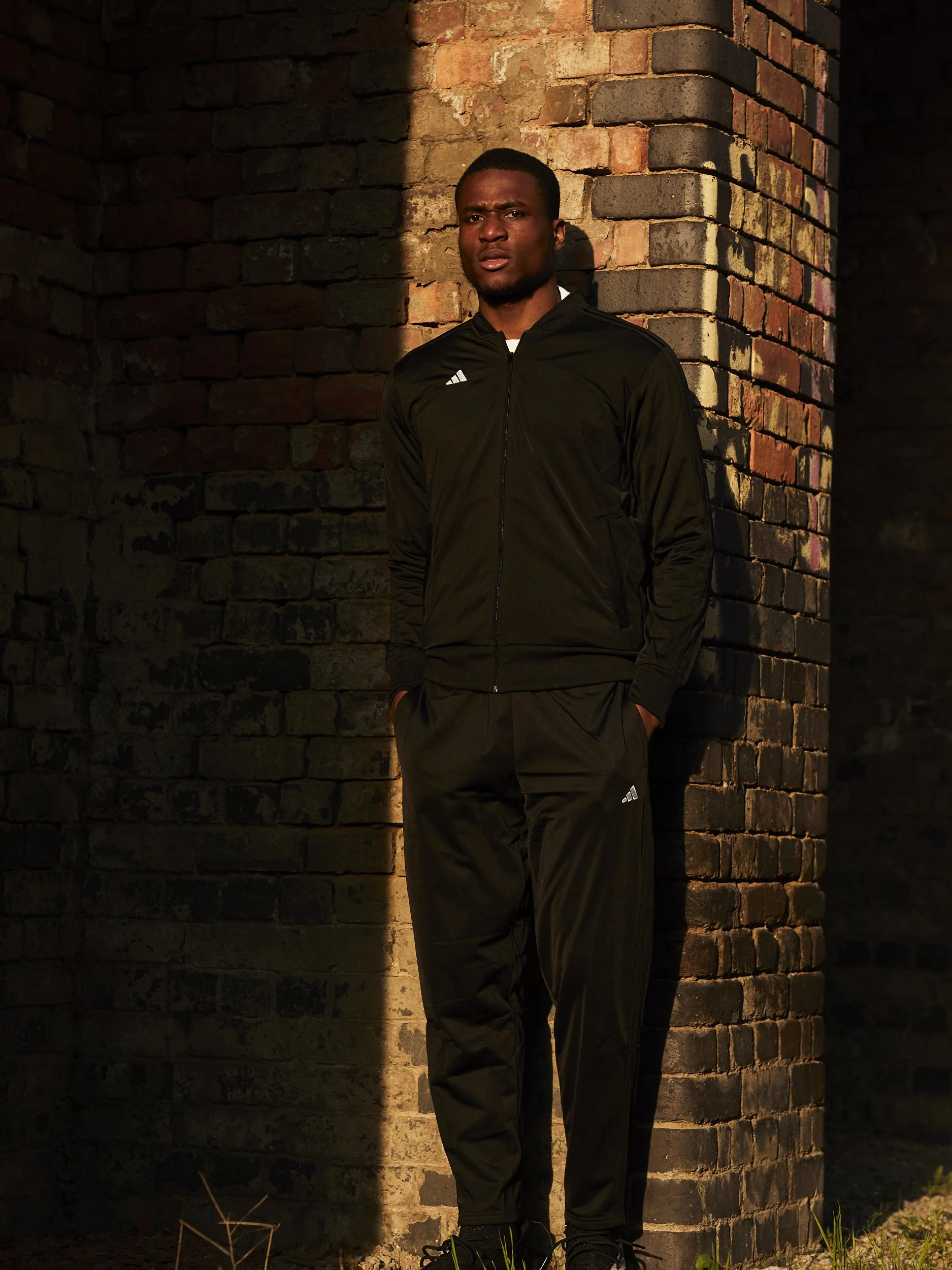 1904_ADIDAS_TANGO_MADRID_LONDON_BAITEZE_SQUAD_1527.jpg