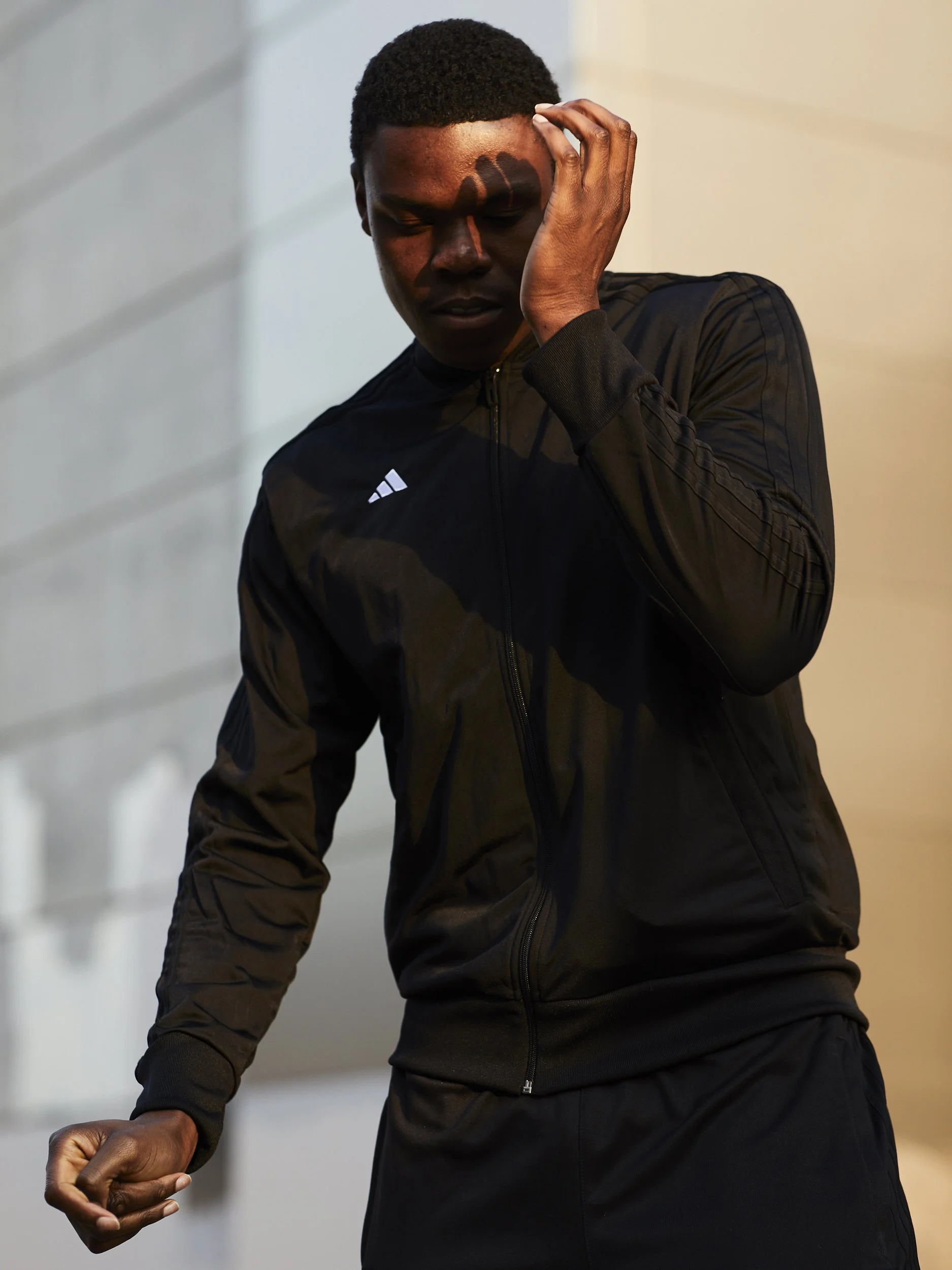 1904_ADIDAS_TANGO_MADRID_LONDON_BAITEZE_SQUAD_2168.jpg