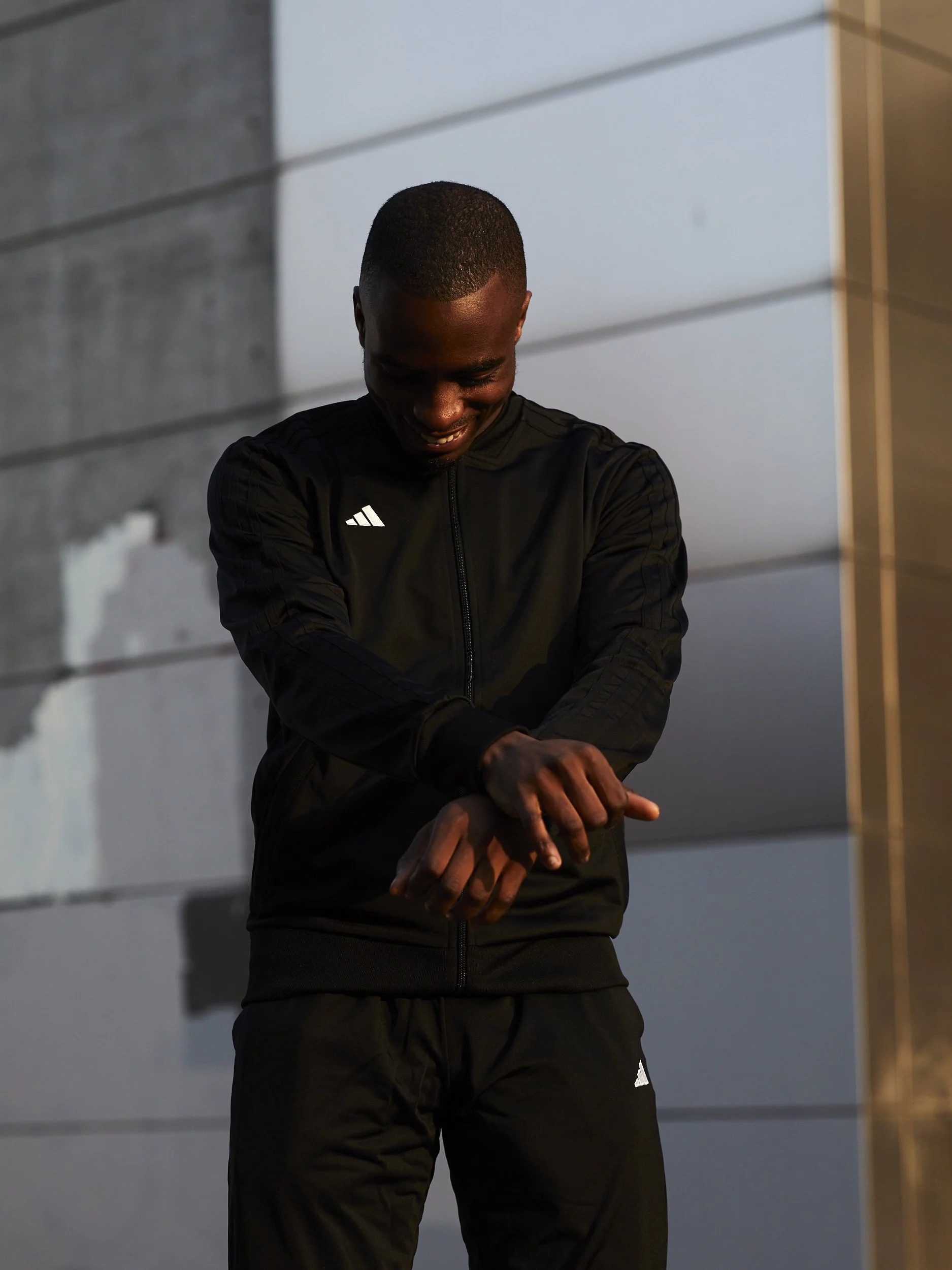 1904_ADIDAS_TANGO_MADRID_LONDON_BAITEZE_SQUAD_2070.jpg