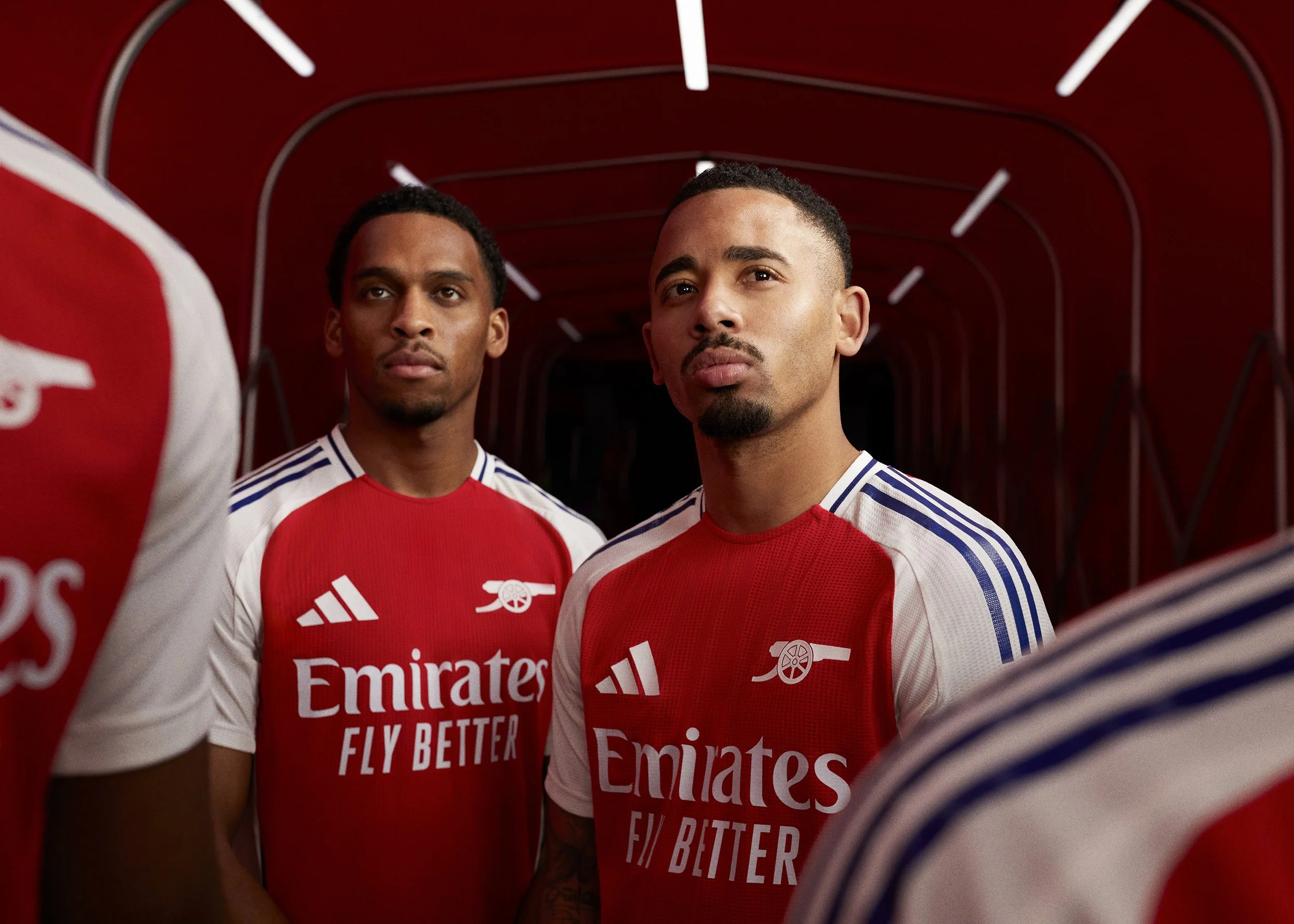 H24214_ARSENAL_FW24_HOME_PLAYER_GROUP_IT6140_JESUS_TIMBER_060 2.jpg