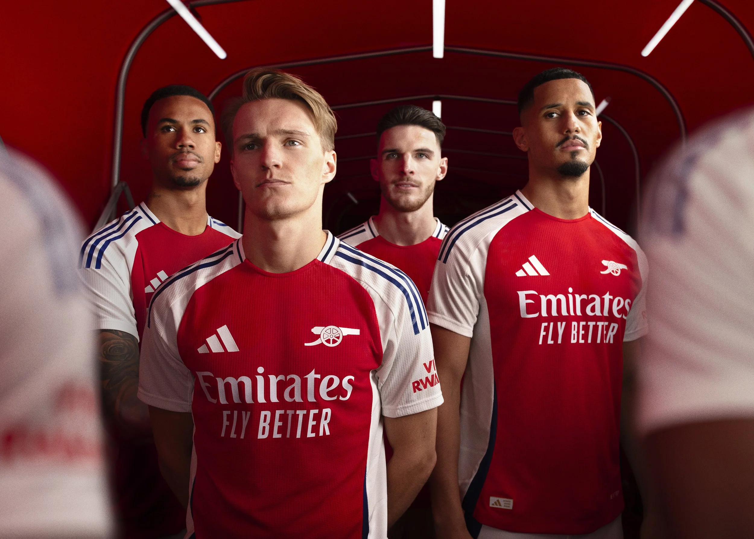 H24214_ARSENAL_FW24_HOME_PLAYER_GROUP_IT6140_RICE_SALIBA_MAGALHÃES_ØDEGAARD_001.jpg
