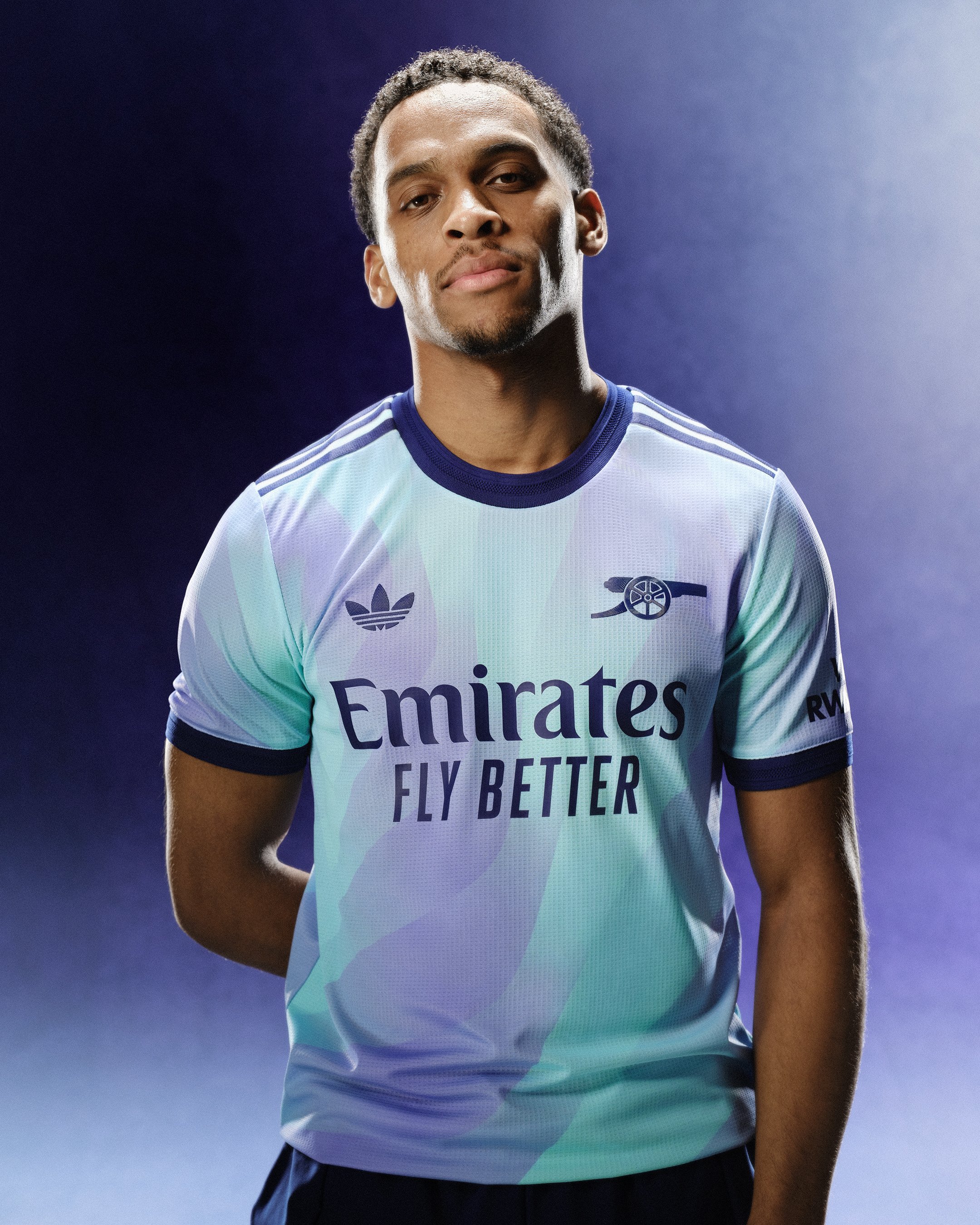 H24214_ARSENAL_FW24_THIRD_PLAYER_IZ0112_TIMBER_3_4x5.jpg