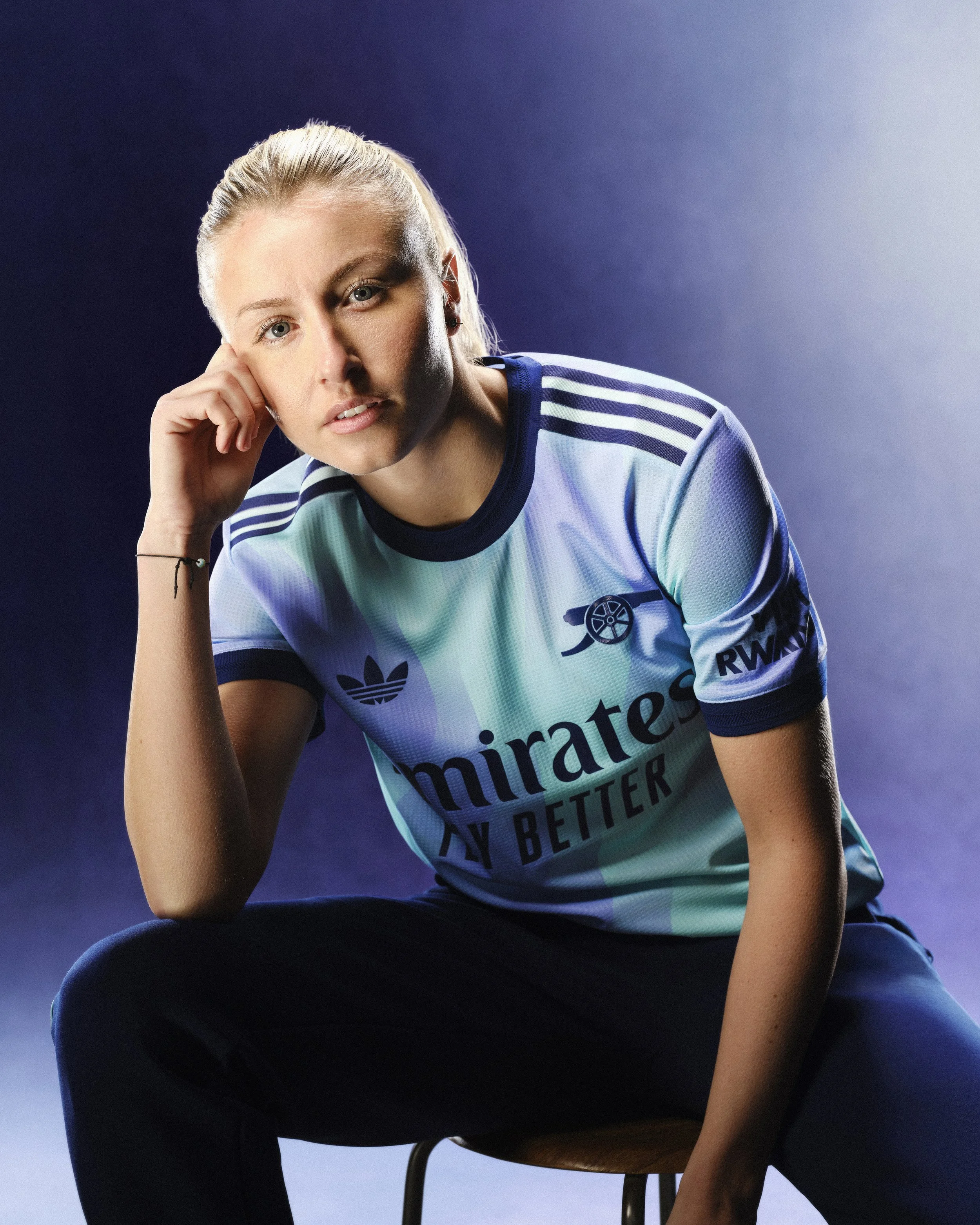 H24214_ARSENAL_FW24_THIRD_PLAYER_IZ0112_WILLIAMSON[NON ADIDAS]_2.jpg