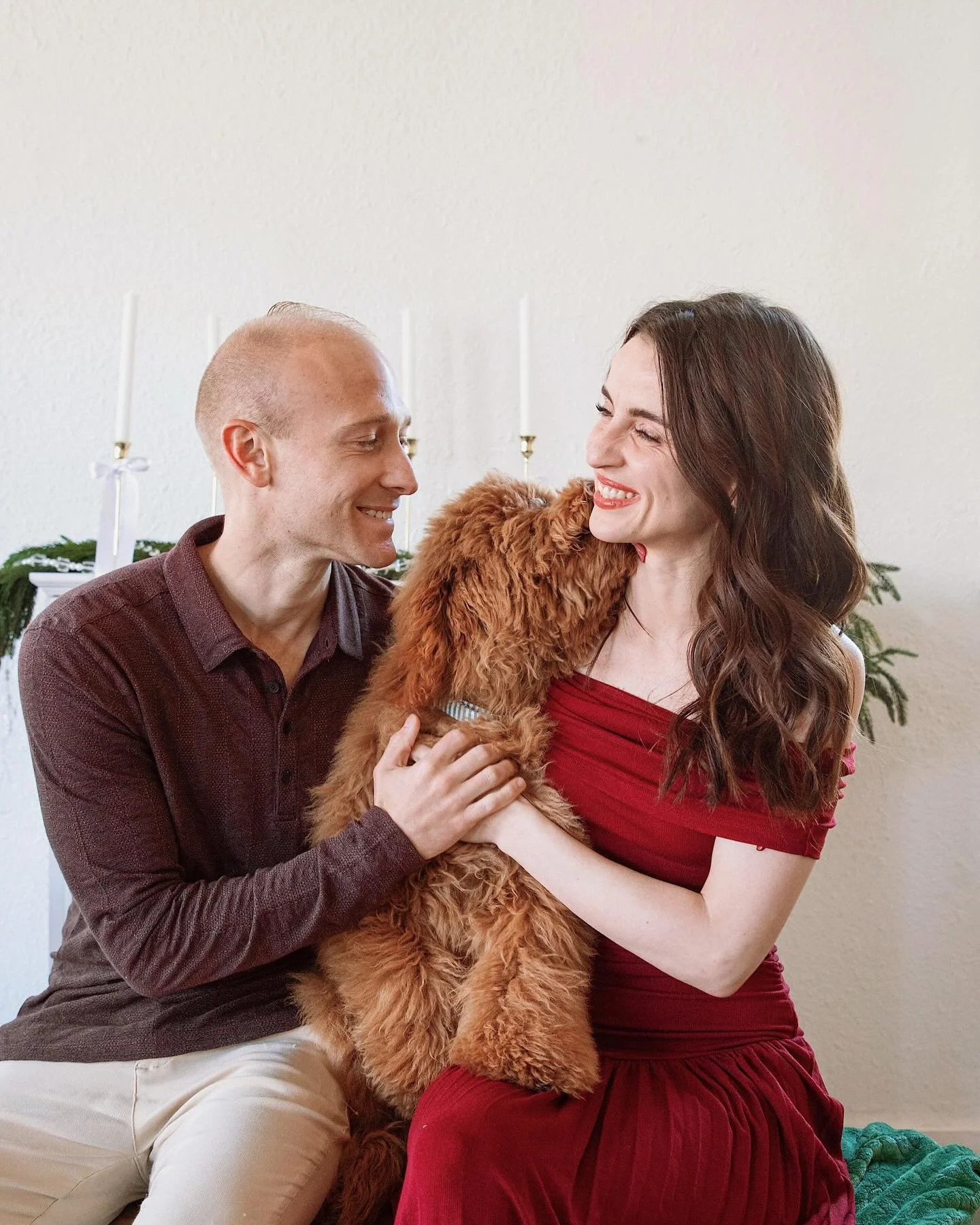 Can We Appreciate This Beautiful Family And How Their Fur Baby Is The Cutestttttt?!? 😩🤎
-
Have You Booked Your Christmas Mini Yet? 🎄
STUDIO HOLIDAY SESSIONS ARE AVAILABLE NOW TILL DECEMBER 🫶🏽
-
@brooke_elsbree 
-
Website Link Is In My Bio For Bo