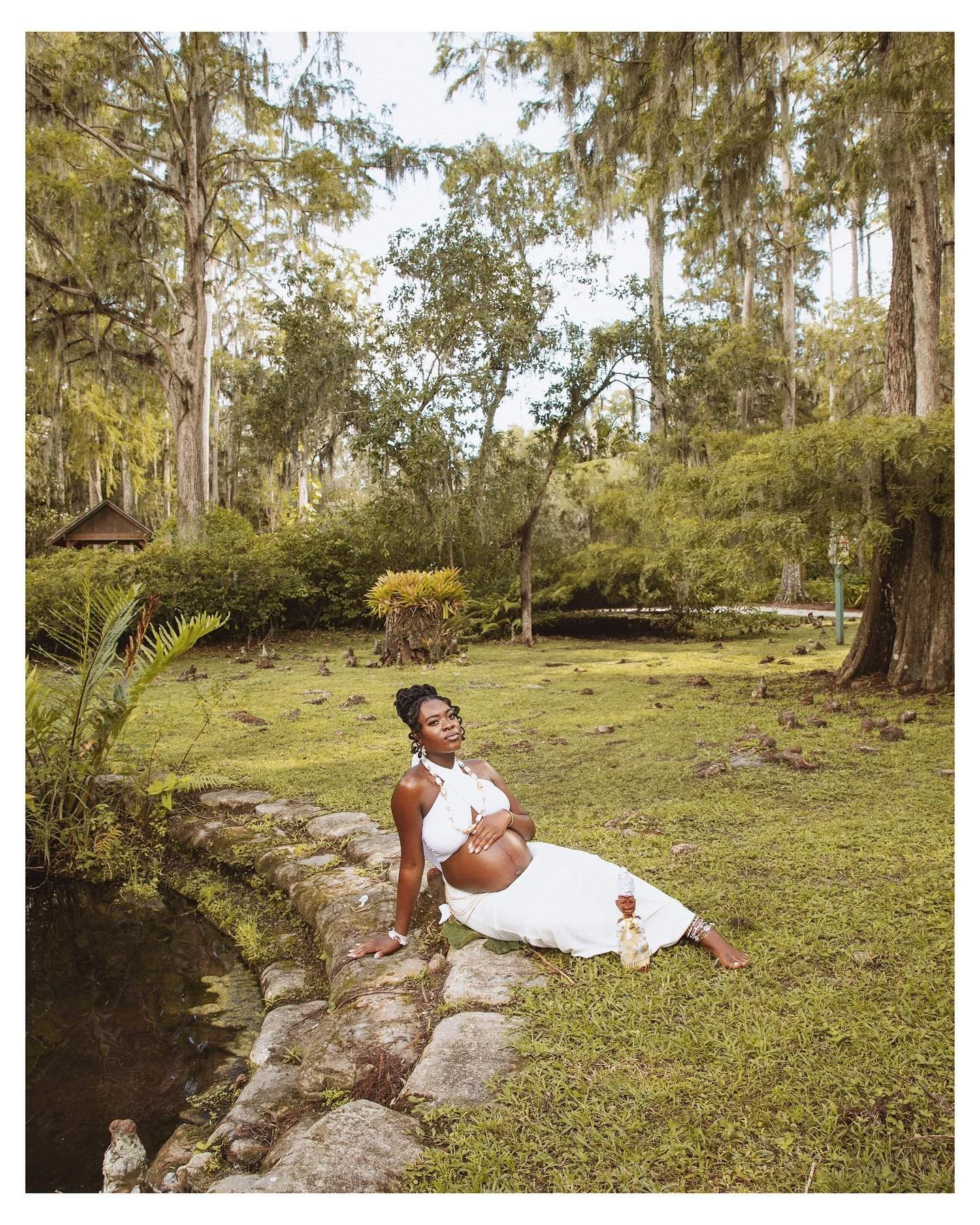 Dreaming of a session as magical and timeless as your love story ? Booking link in bio to secure your spot today ☀️🌱
-
#tampaphotographer #tampamaternityphotographer #tampacouplesphotographer
