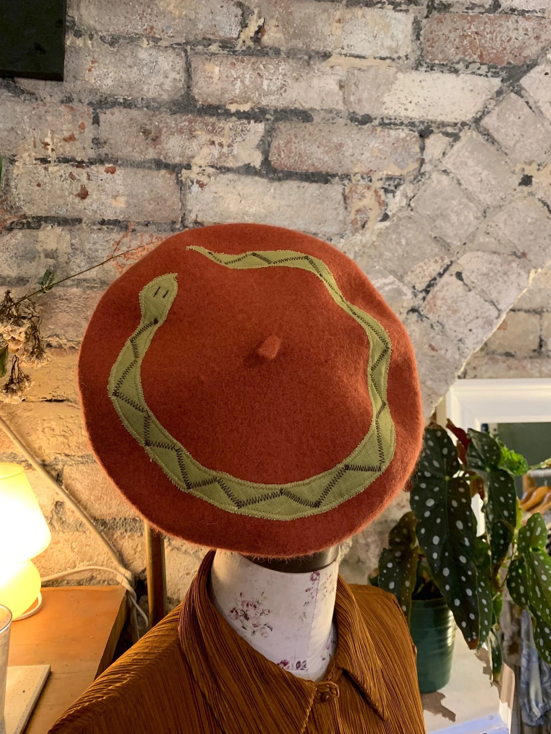 5EF4F65C-D614-48E0-B8E5-D65CB52CFC55