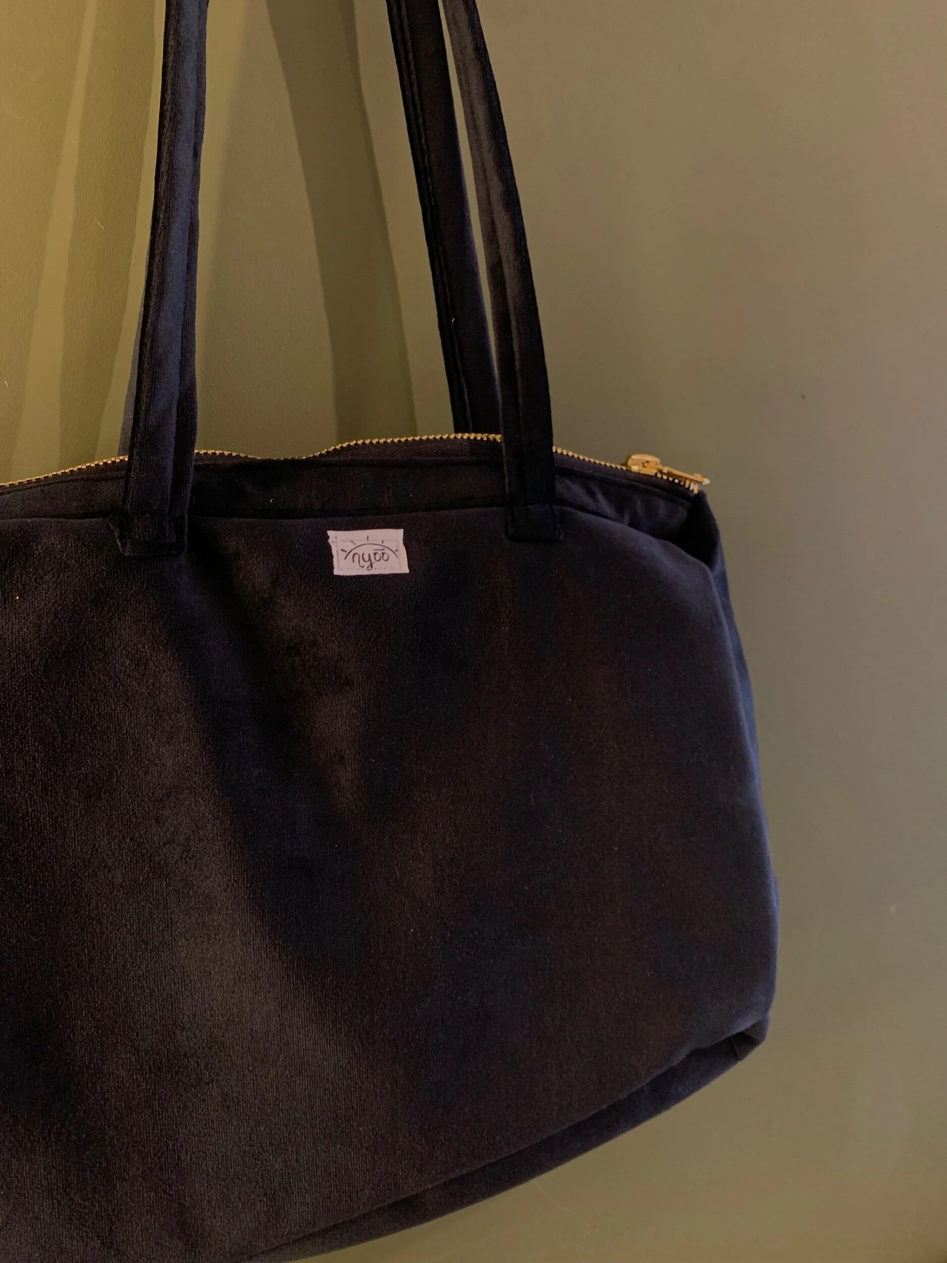 3573320D-ED7B-43D3-9C5C-A52C27D002A7