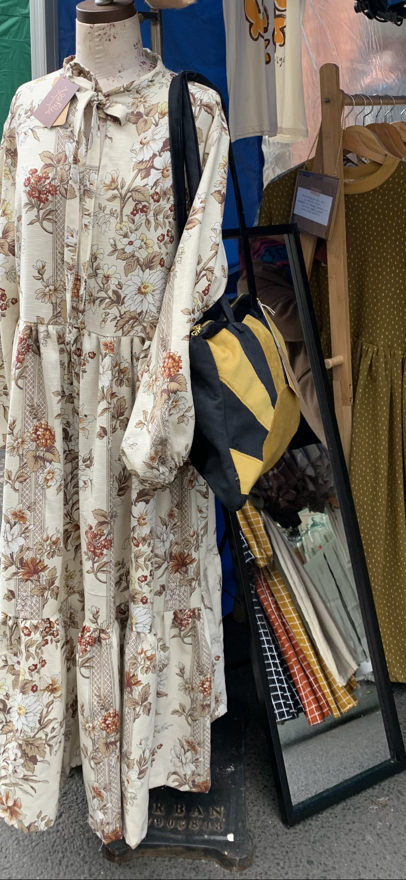 E3DF7976-5577-4F7E-AE6C-0C4F02CFE957