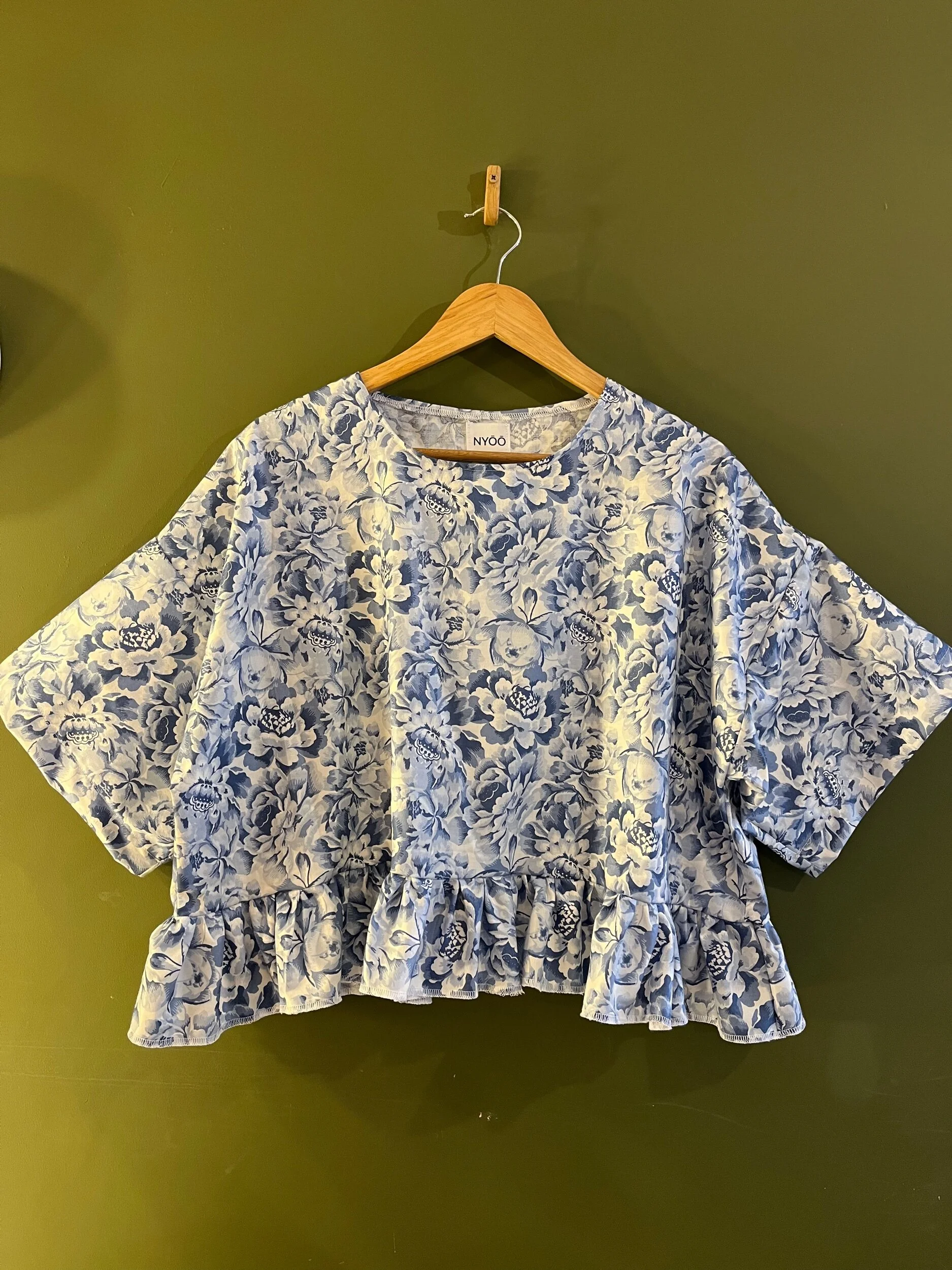 40B74AA0-D6CB-4DCF-B213-698423E1AB04