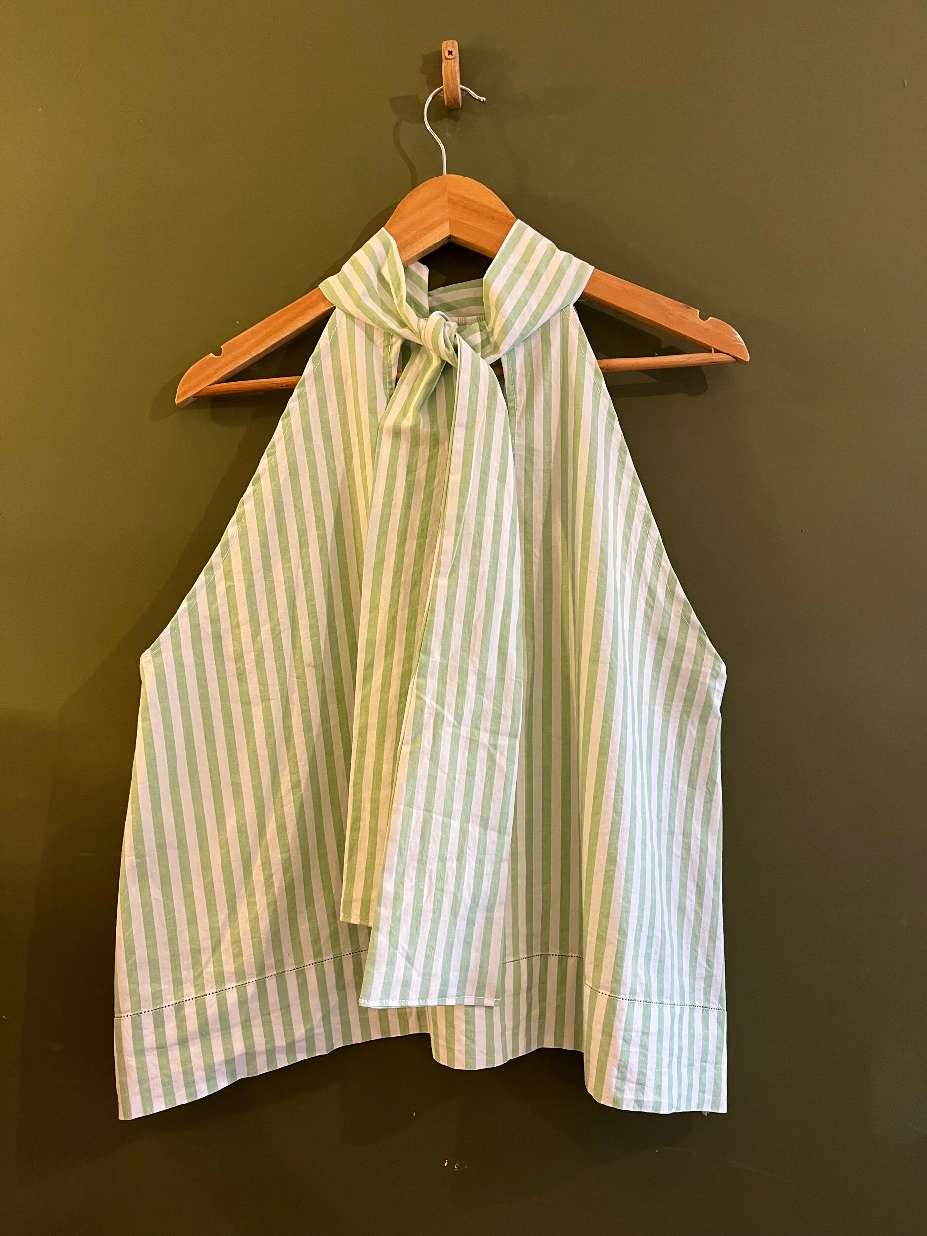 F0F5FA1B-E33C-4C79-96CC-2A24CF622173