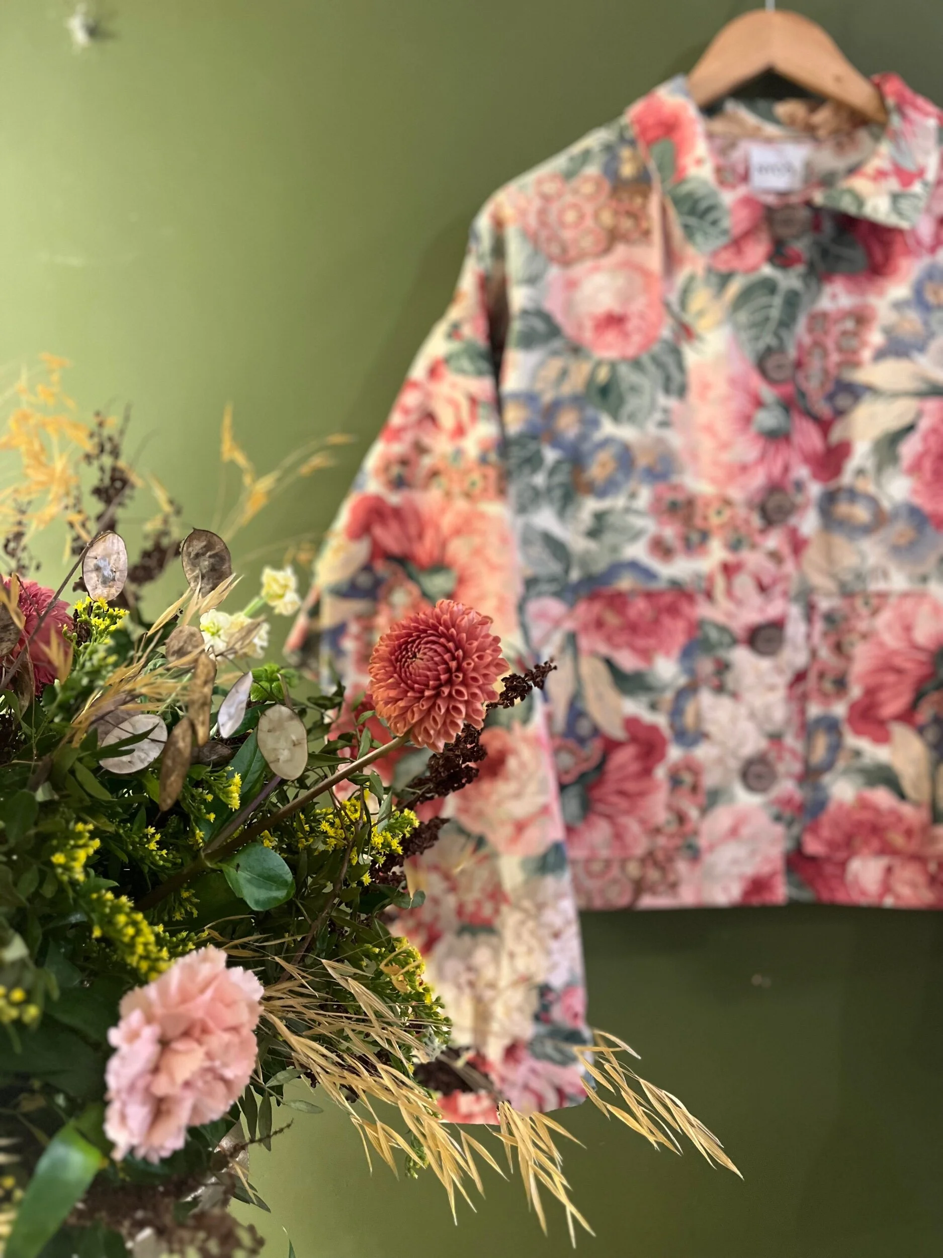 A433AB44-FB53-408E-8AC8-3D5AE01F65F1