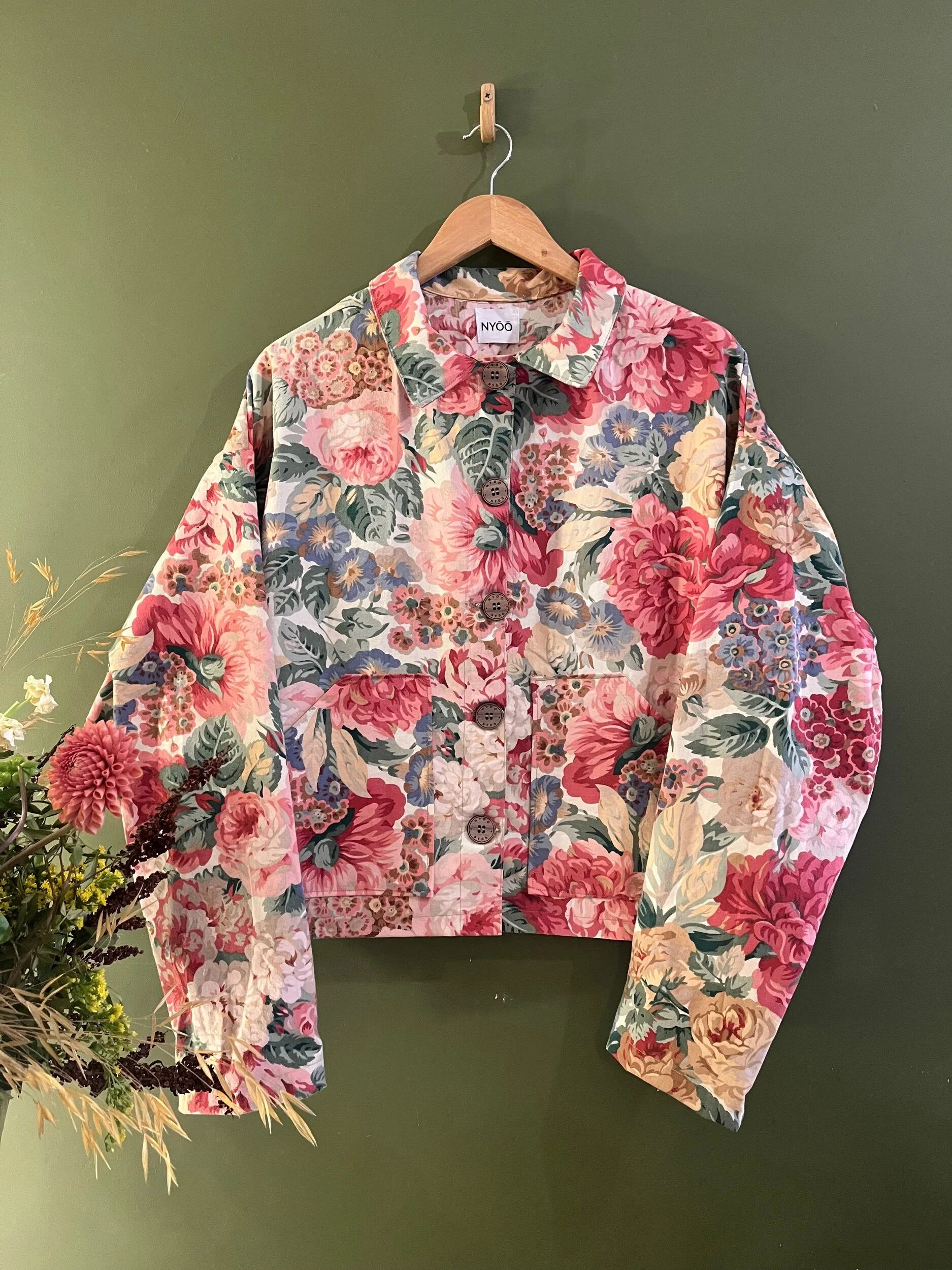 D41B2CE8-2528-4A2F-A8DB-42B17F31BDC9