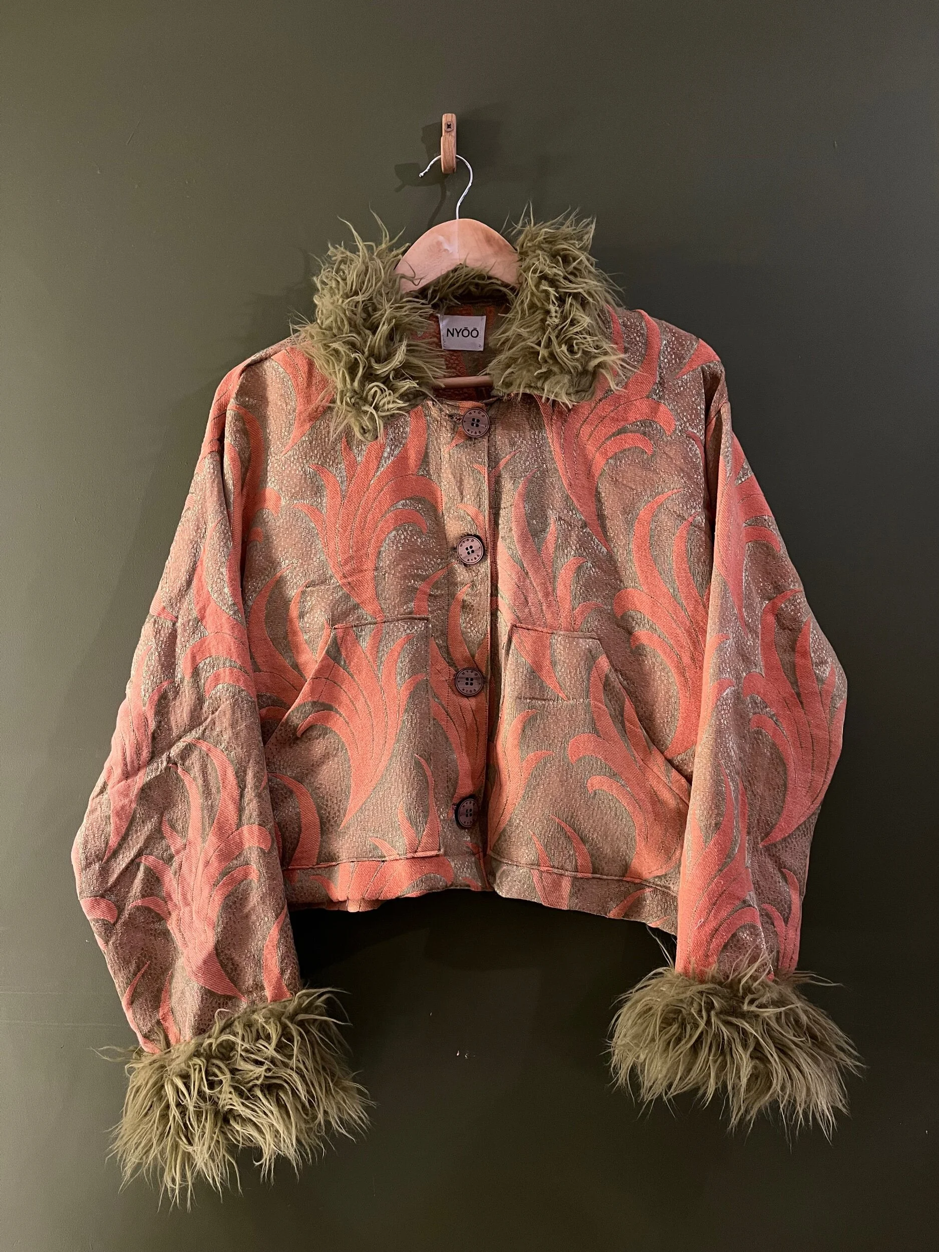 9A24F4F6-EBF7-433D-BC3D-18646133E83E