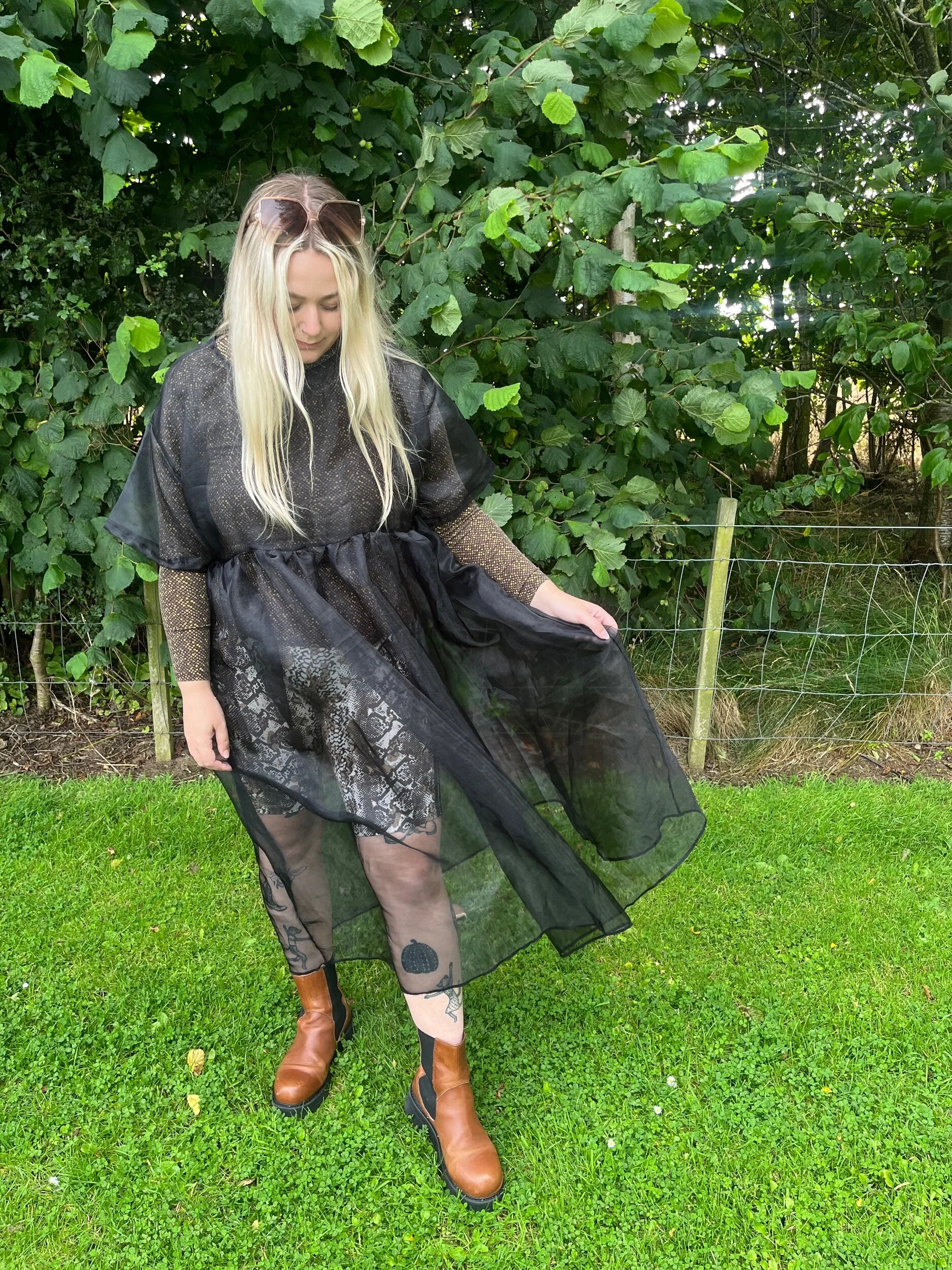 A18CB7A2-DCFF-437C-98C6-66237EA638E9