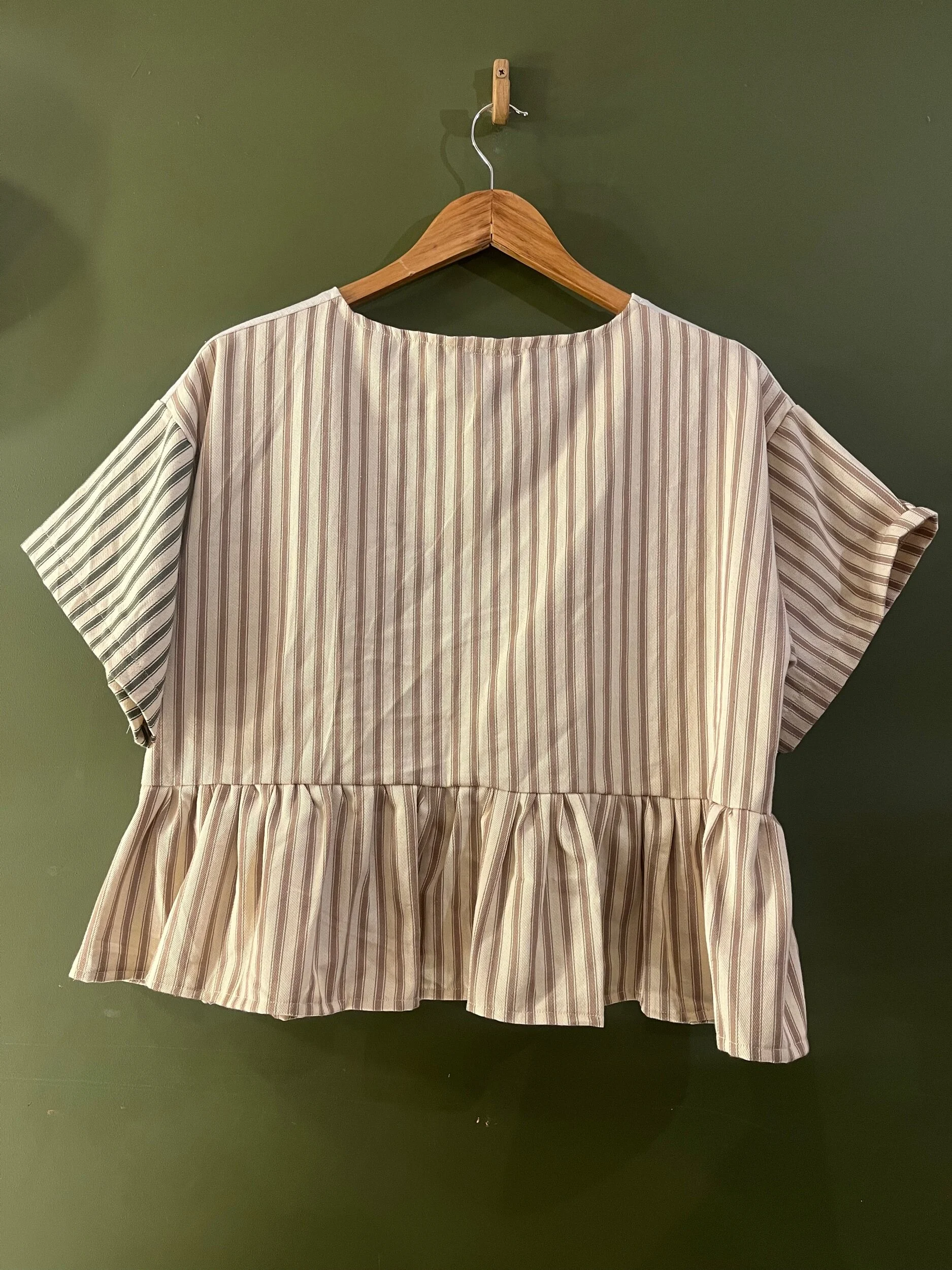 A5C586D2-7AC5-4D1F-A5F2-6EBB22B6D91D