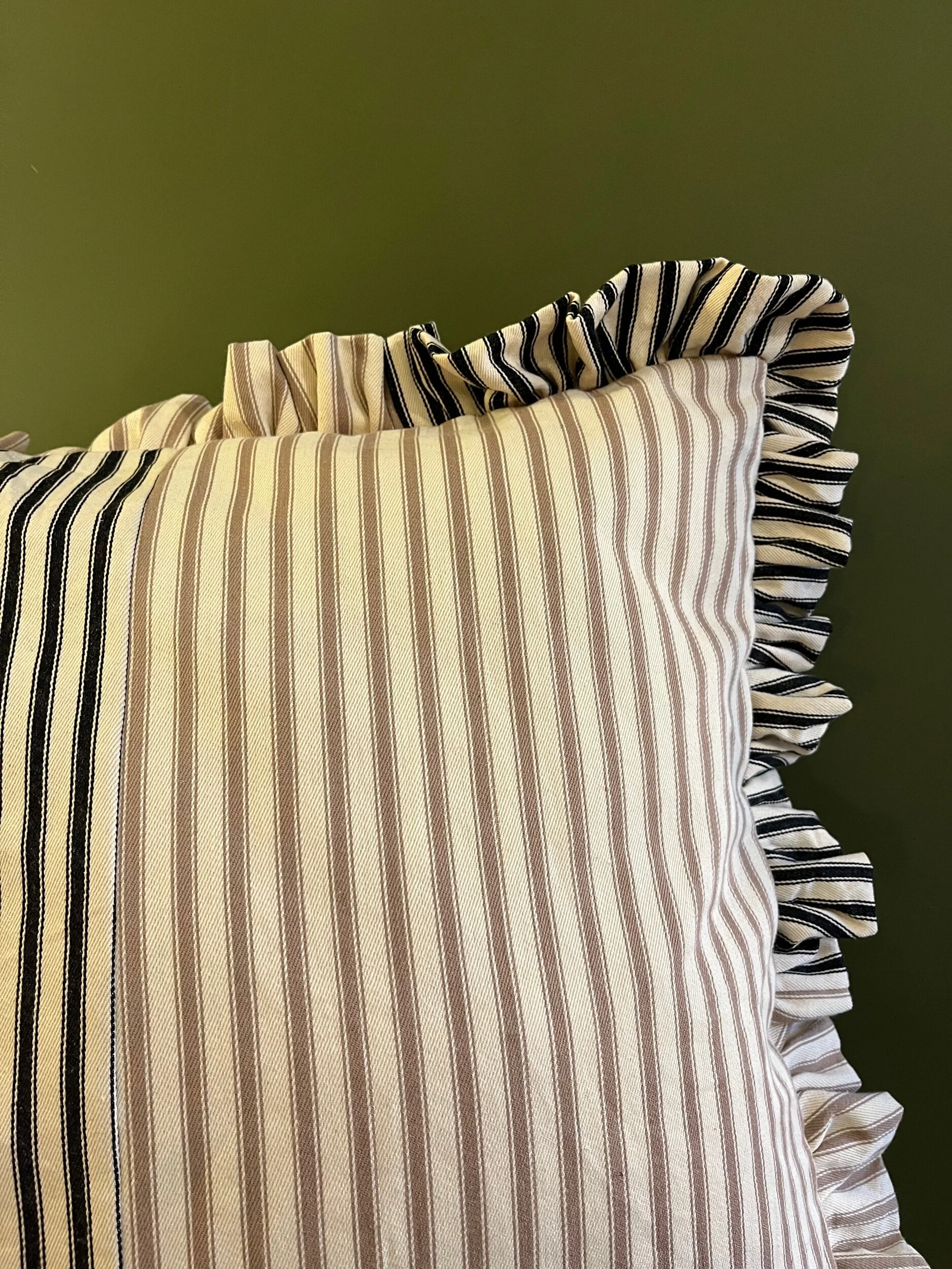 54A2F7A8-631C-4E7A-B405-7FAA74090E96